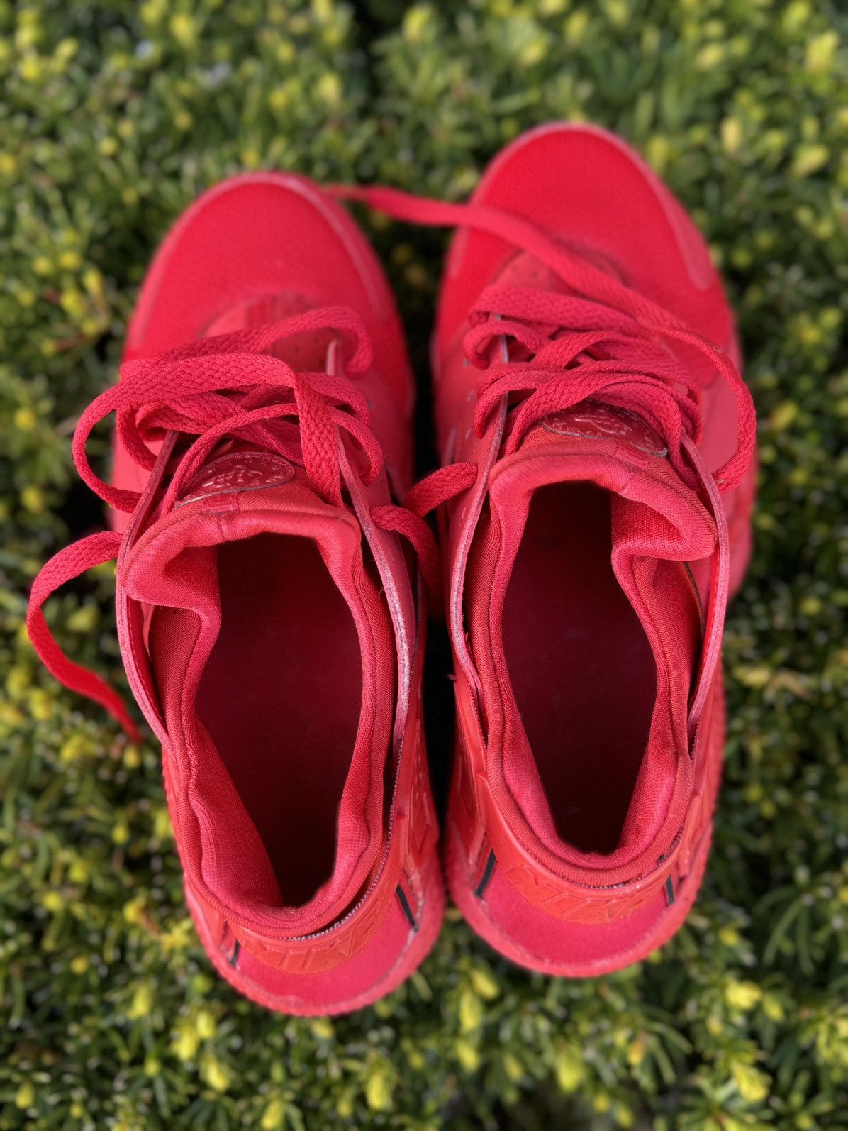 Nike Air Huarache Run All Red, Size 6y