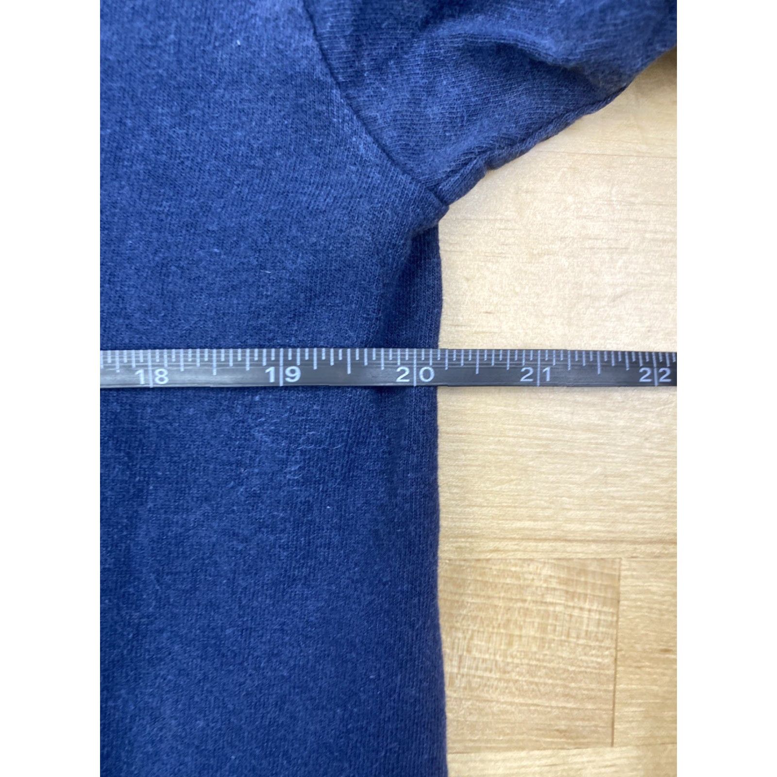 Nike VINTAGE Nike T Shirt Mens M Blue V Neck Short Sleeve USA Shirt M Blue USA Mens V-Neck Short Sleeve Nike T-Shirt Size US M / EU 48-50 / 2 - 6 Thumbnail