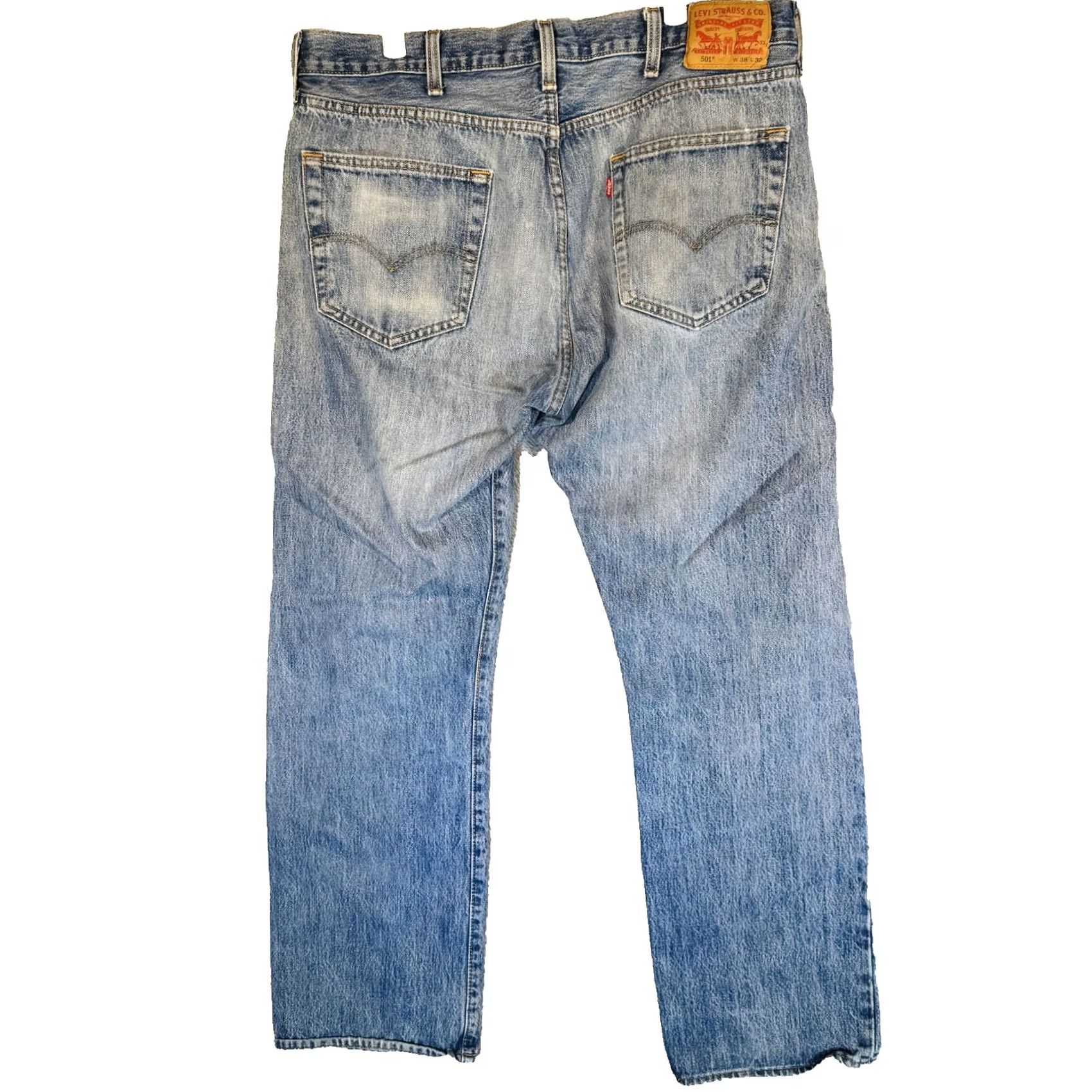 Levi's Levis 501 Jeans Mens 38x32 Blue Light Wash Straight Denim Button Fly Regular Fit Jeans Size US 38 / EU 54 - 6 Thumbnail