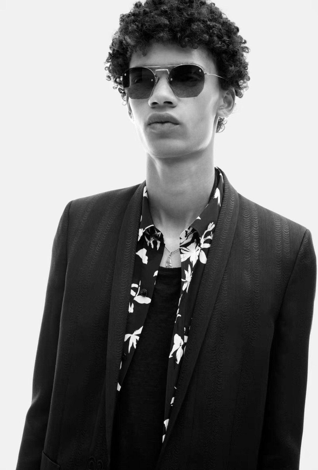 Saint Laurent Paris SLP 21SS Runway All-Over Wild Orchid Print Silk Shirt Size US M / EU 48-50 / 2 - 9 Thumbnail