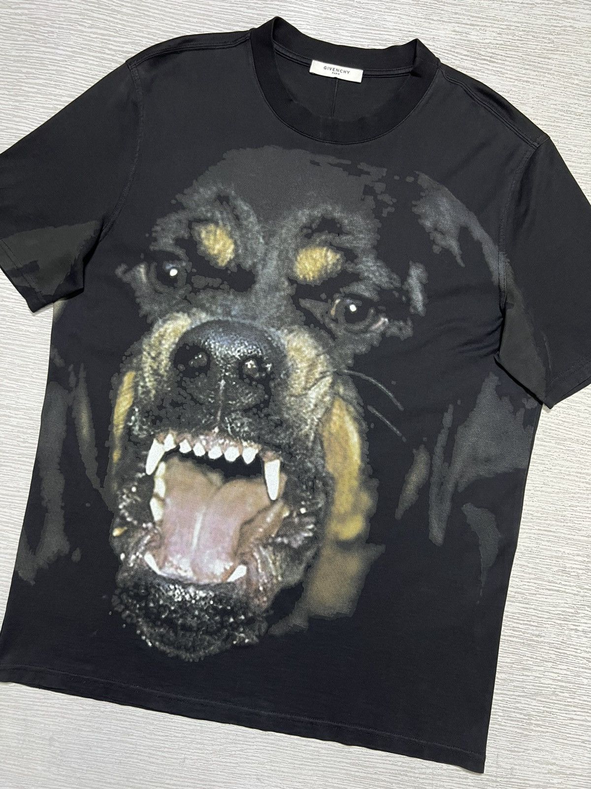 Givenchy Givenchy - Riccardo Tisci - F/W 14 Rottweiler T-Shirt Size US S / EU 44-46 / 1 - 3 Thumbnail