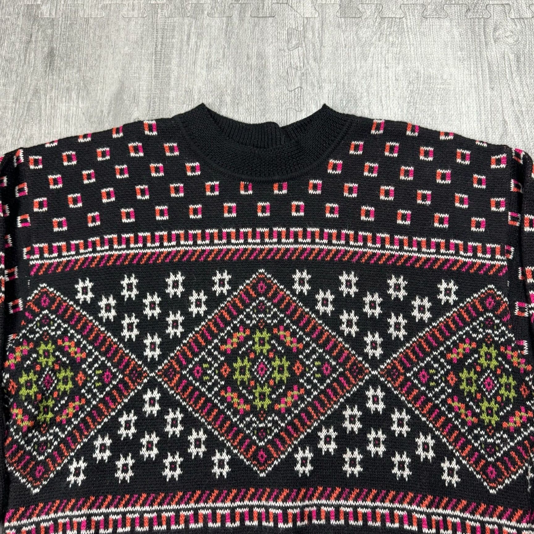 Vintage VINTAGE STEFFNER Wool Ski Sweater Shirt Mens Medium 52 Black Fair Isle 80s Ski Theme Vintage 80s Mens Size US M / EU 48-50 / 2 - 2 Thumbnail