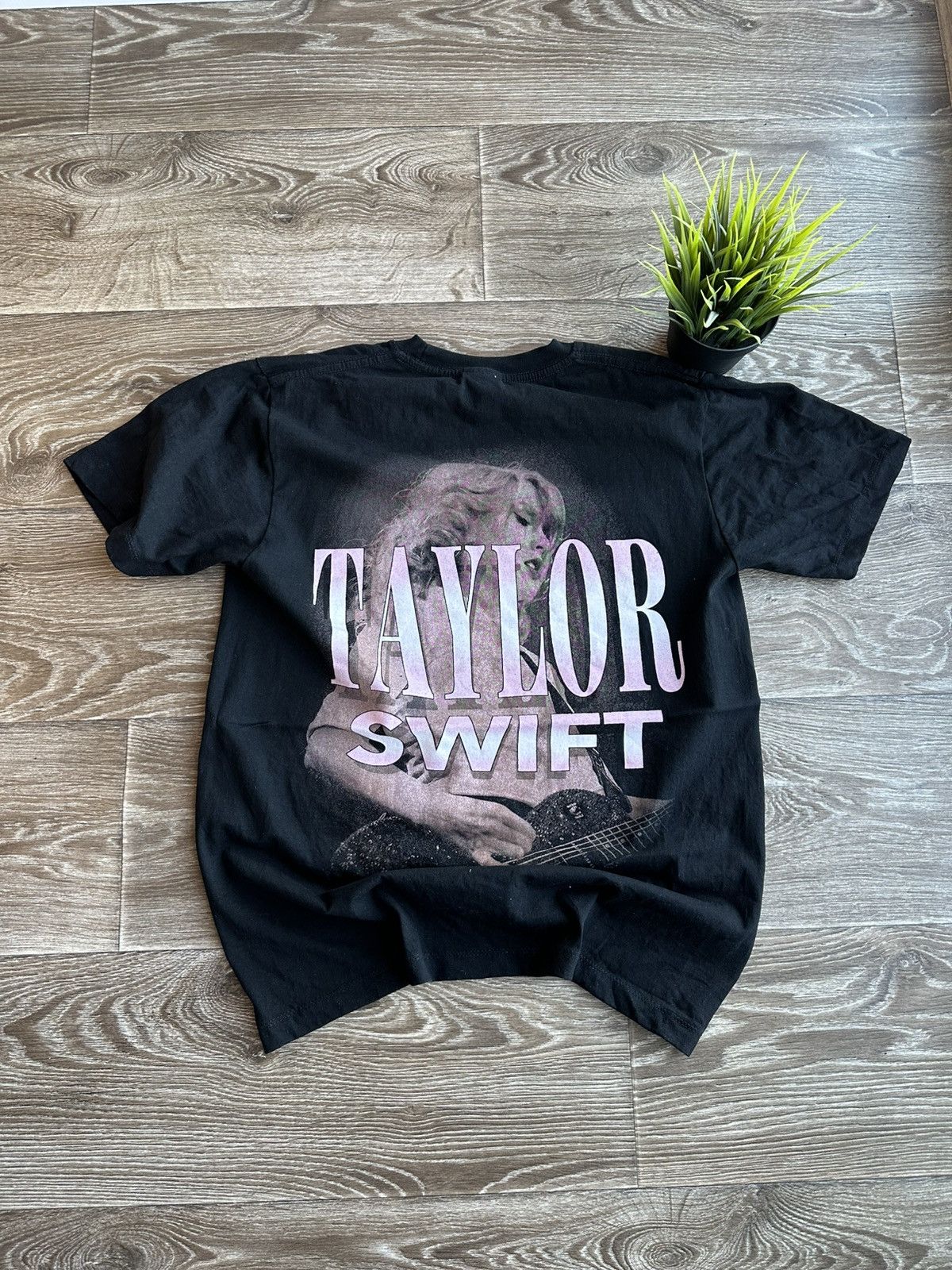 Band Tees 🔥 Taylor Swift World Tour All Over Print Big Logo T Shirt Size US M / EU 48-50 / 2 - 3 Thumbnail