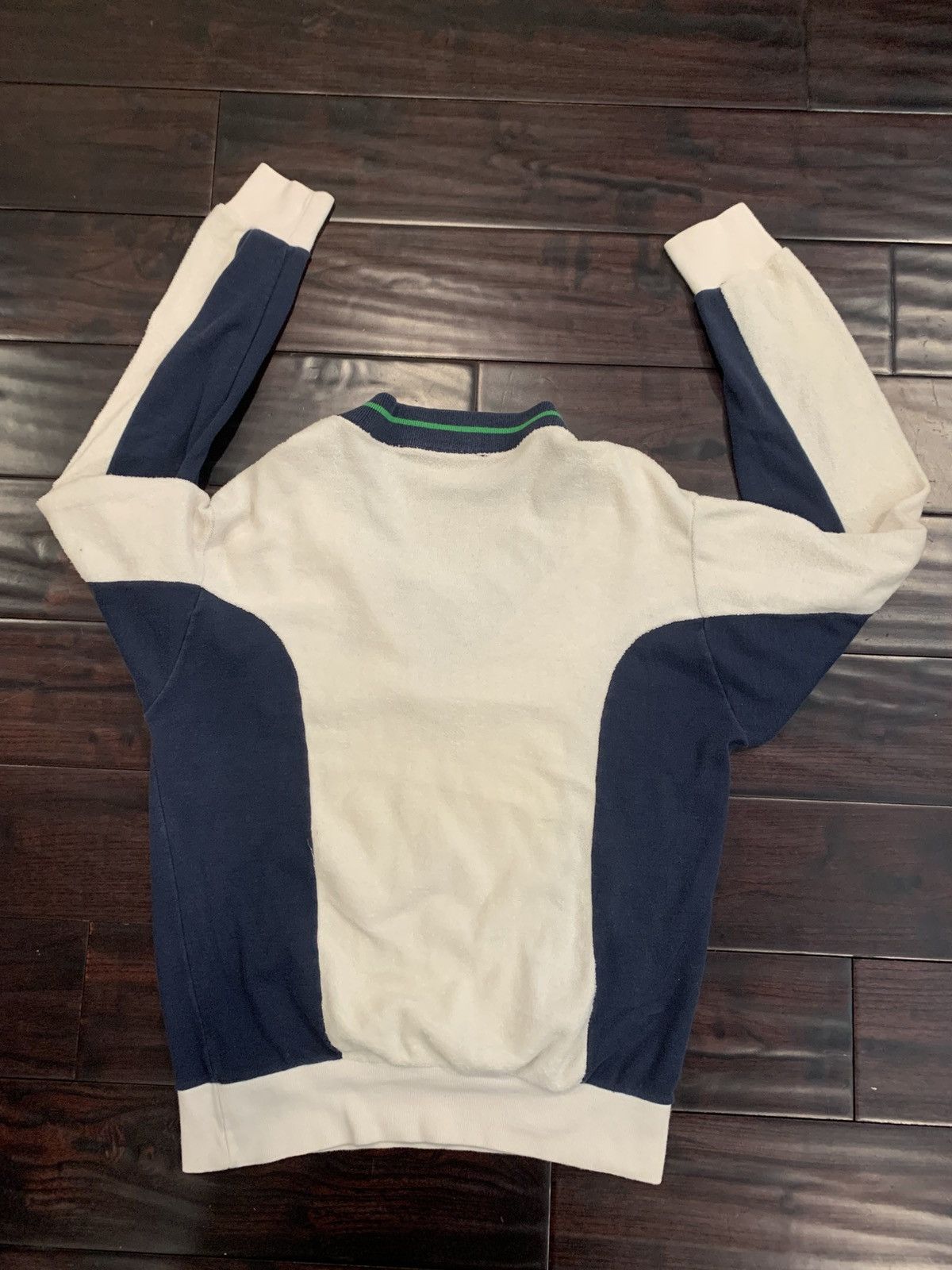 Givenchy vintage 70s Givenchy for chesa v neck Size US S / EU 44-46 / 1 - 8 Thumbnail