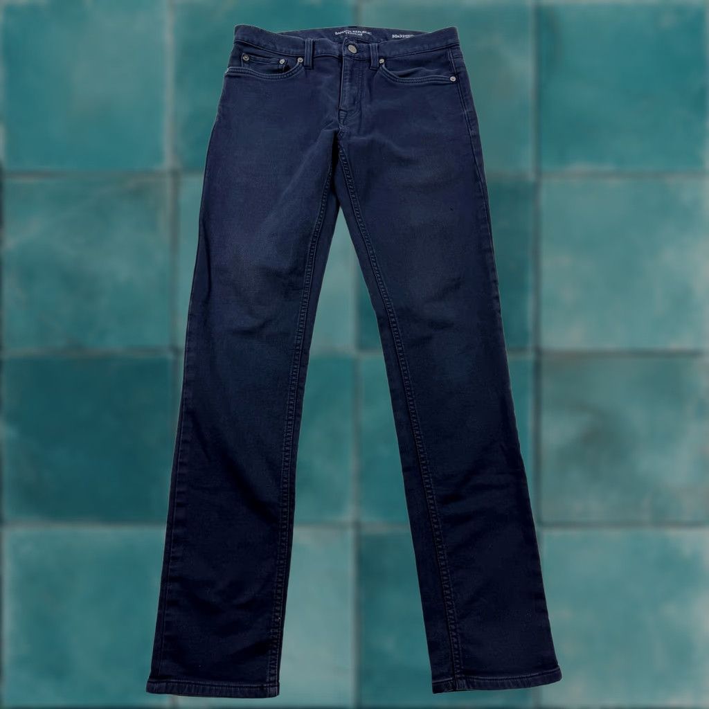 Banana Republic Banana Republic Traveler Jeans Mens 30x30 Blue Athletic Tapered Stretch Denim Size US 30 / EU 46 - 1 Thumbnail