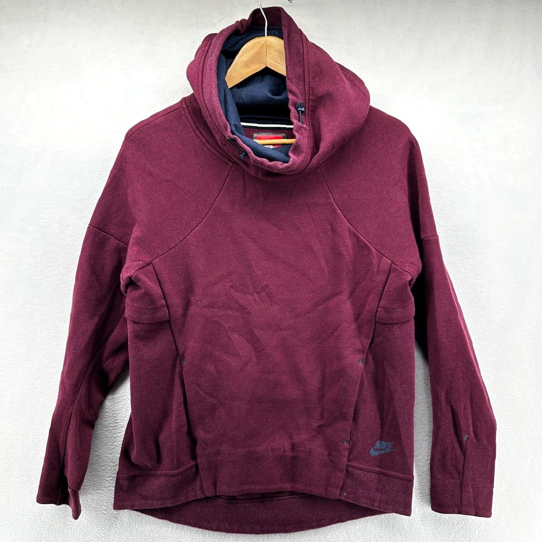 Nike Nike Pullover Hoodie Red Unisex Adults Small Funnel Neck Pockets Long Sleeve Shirt Mens Womens Size S / US 4 / IT 40 - 2 Thumbnail