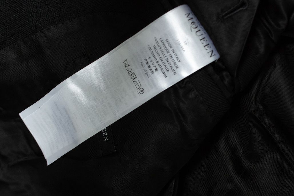 Alexander McQueen Alexander McQueen, Black double breasted blazer Size 50R - 6 Thumbnail