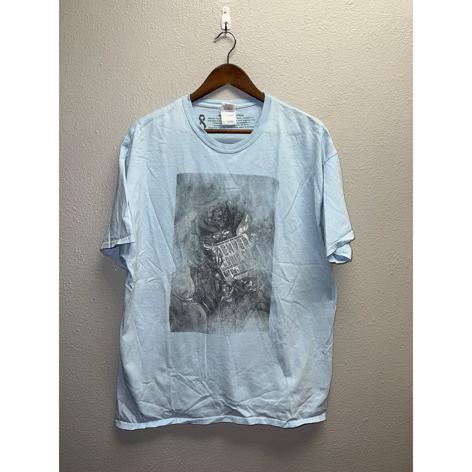 Gildan Comic Con Shirt Denver Colorado Convention 2013 Blue Tee XL Size US XL / EU 56 / 4 - 1 Thumbnail