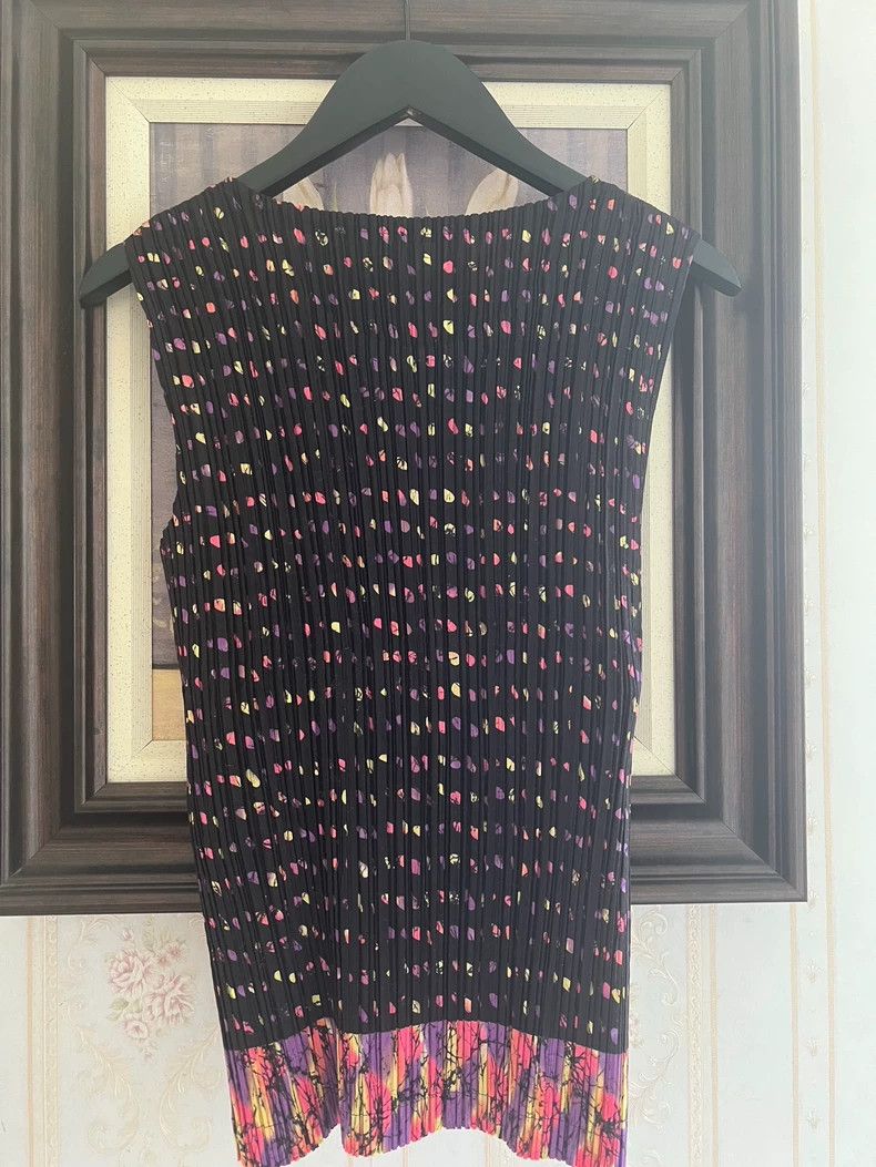 Issey Miyake issey miyake size:2 Colorful polka dot pleated vest 2505-N Size XS / US 0-2 / IT 36-38 - 2 Thumbnail