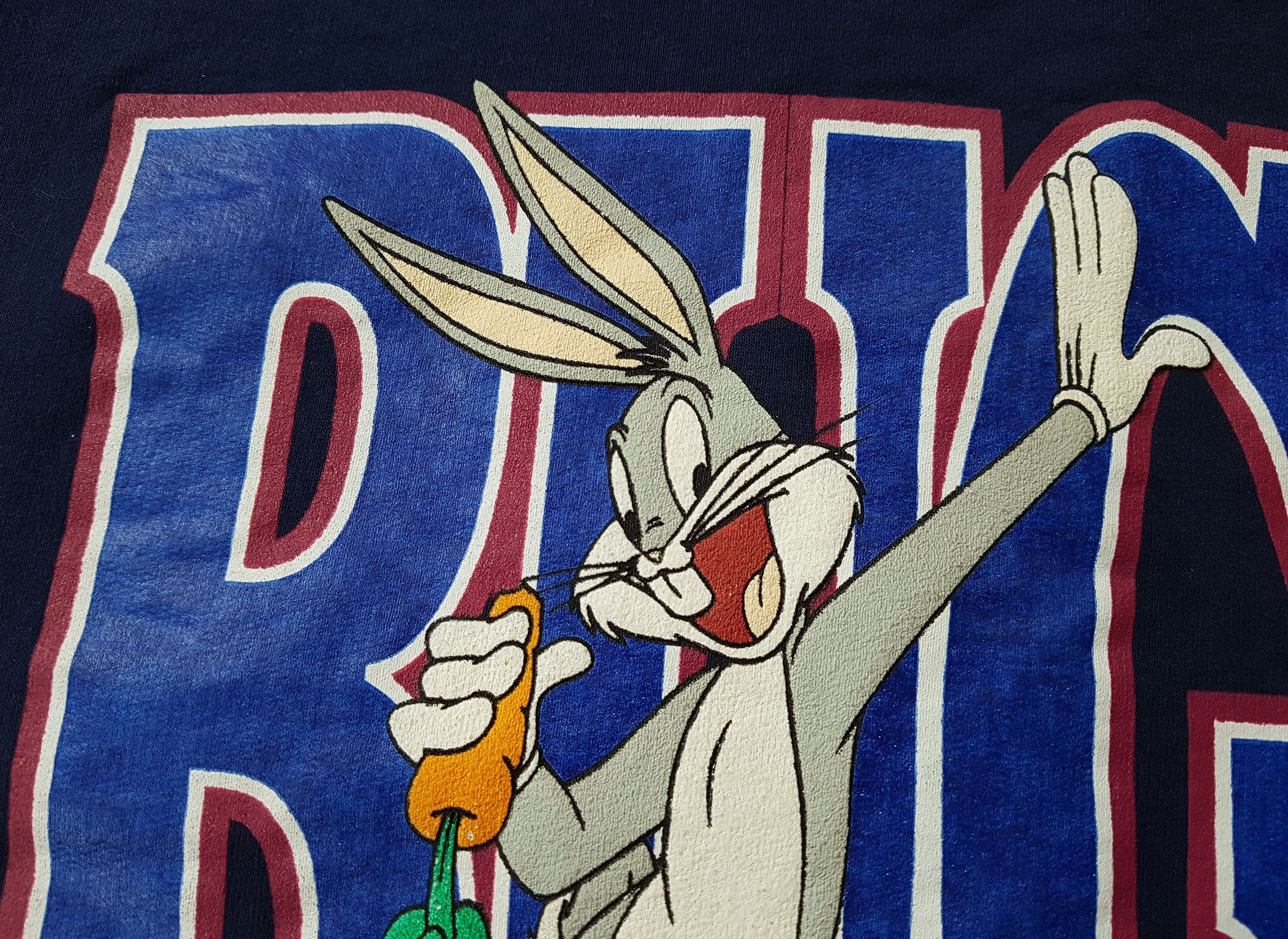 Warner Bros Vintage 1998 Bugs Bunny Warner Bros Sweatshirt made in USA Size US XL / EU 56 / 4 - 6 Thumbnail