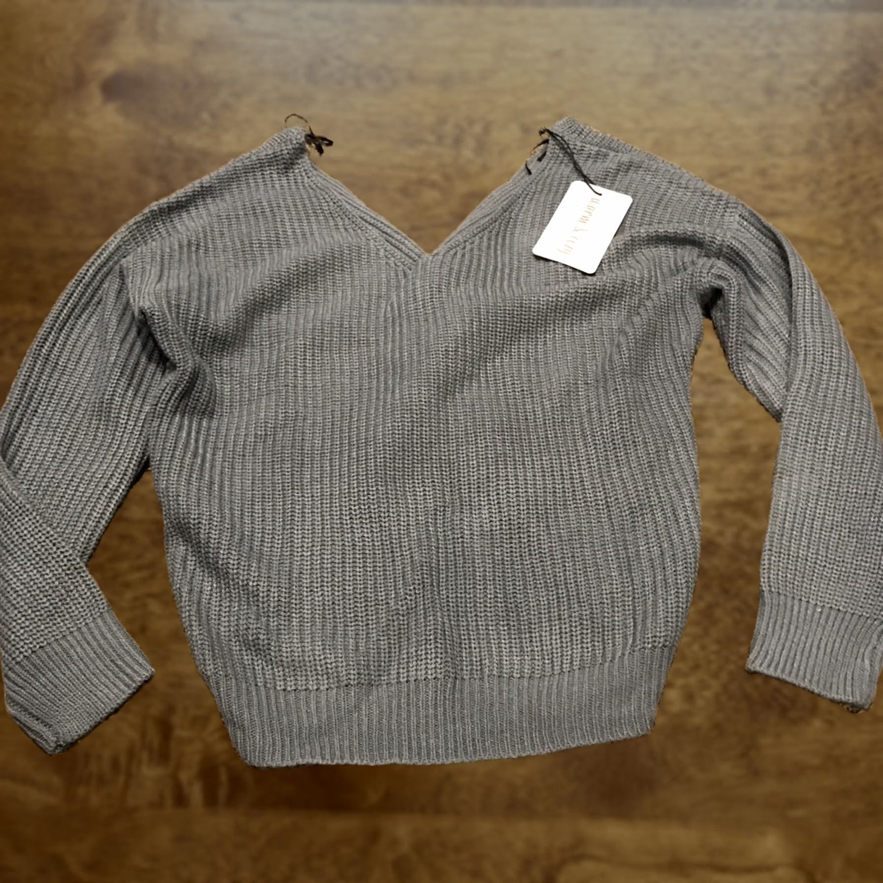 Vintage Love Tree Womens L Acrylic Knot Sweater V-Neck Long Sleeve Blue NWT a16 Size L / US 10 / IT 46 - 1 Thumbnail