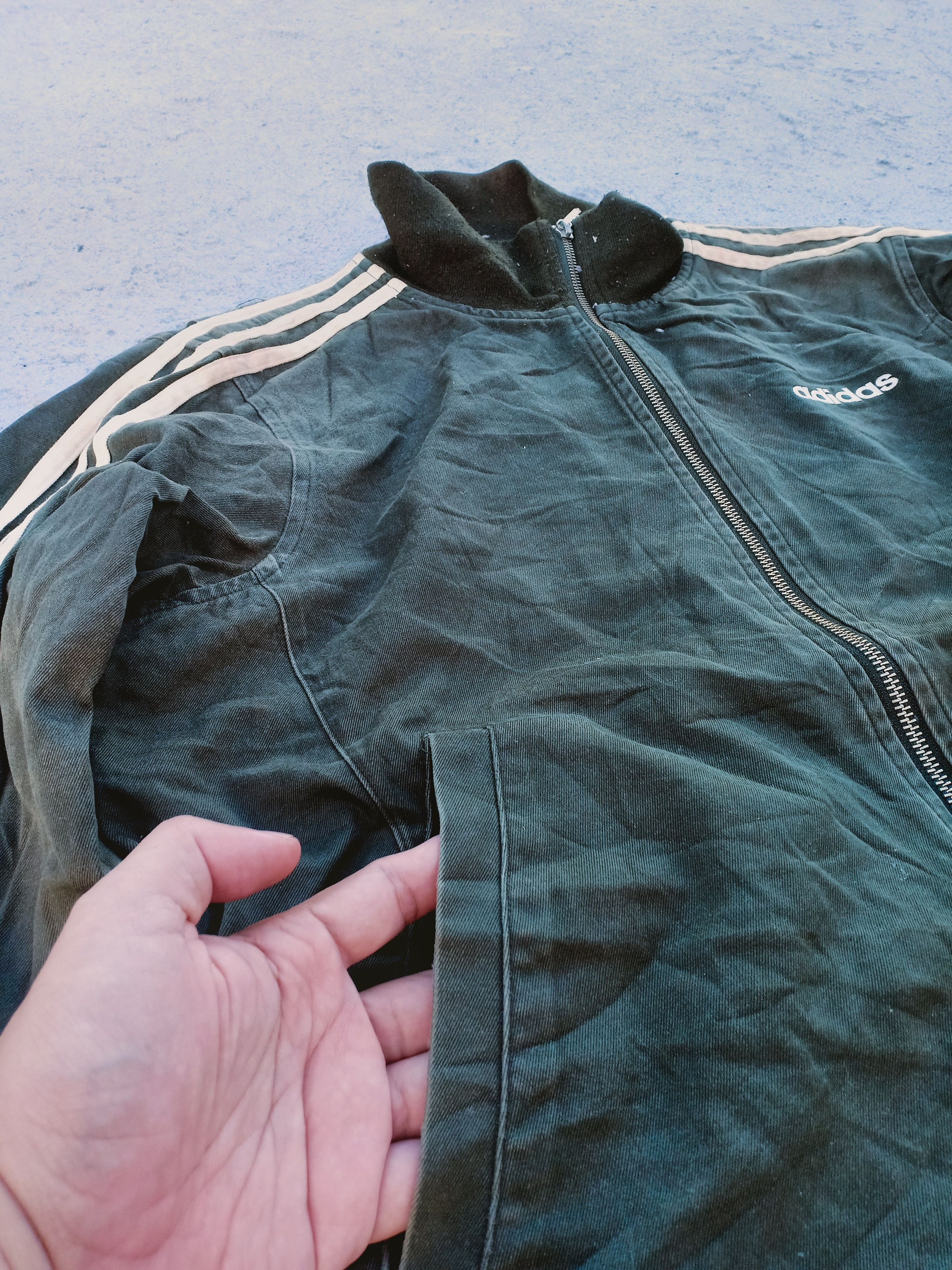 Adidas ADIDAS distressed jacket Size US L / EU 52-54 / 3 - 5 Thumbnail
