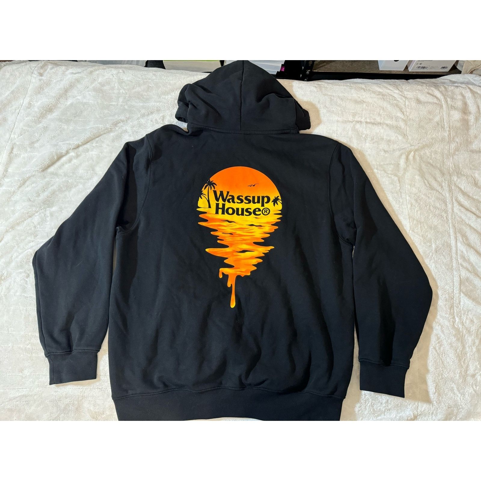 Unknown London WassupSummer Sunset Black Hooded Pullover Sweatshirt Size L Size US L / EU 52-54 / 3 - 6 Thumbnail