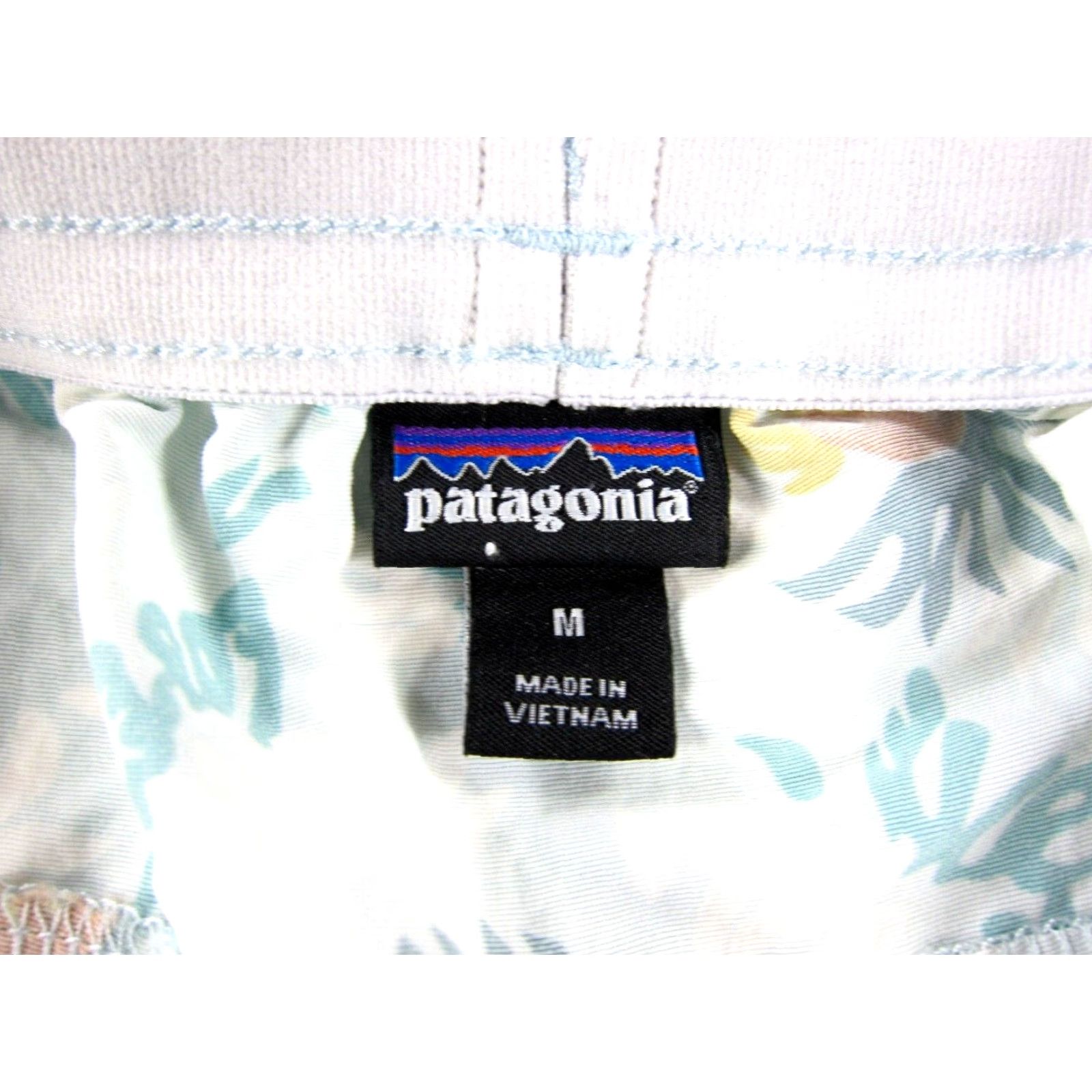 Patagonia Patagonia Nylon Blue White Orange Yellow Floral Run Workout Gym Short Woman M Size 32" / US 10 / IT 46 - 4 Thumbnail