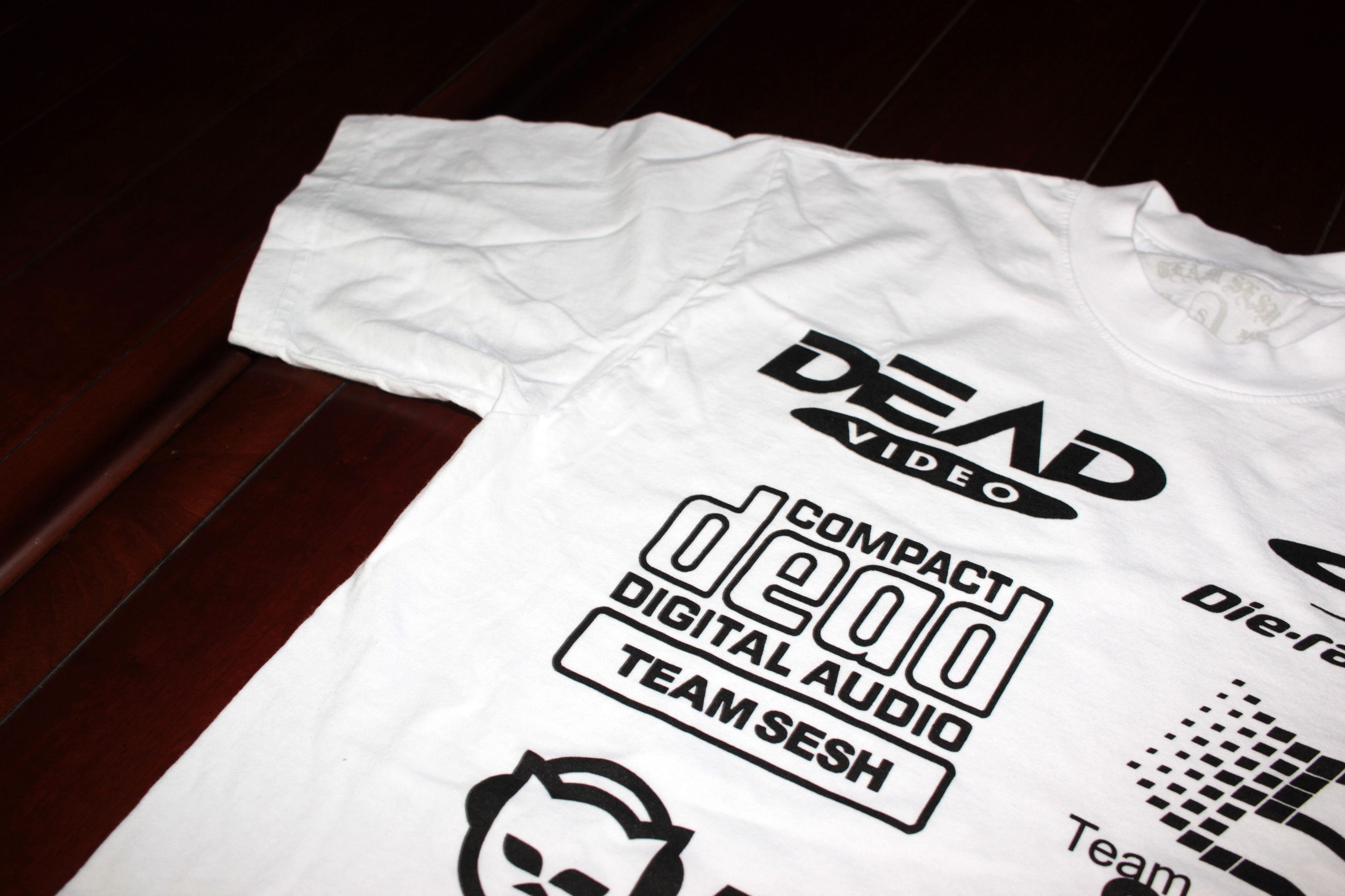 Bones × TeamSESH TeamSESH "DeadInternet" T-Shirt Size US S / EU 44-46 / 1 - 3 Thumbnail