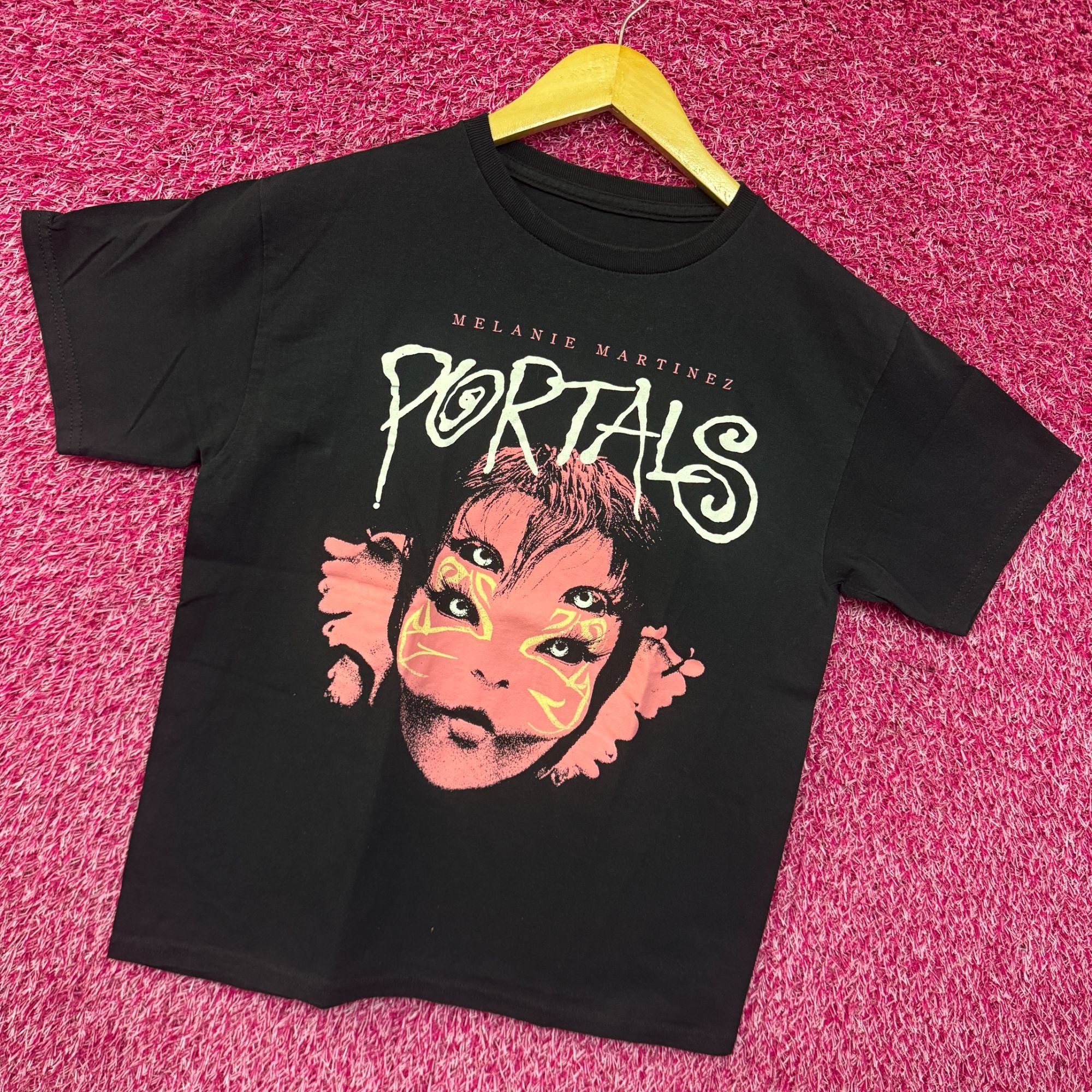 Other Melanie Martinez Portals Cry Baby Electropop Artist Tee M Size US M / EU 48-50 / 2 - 3 Thumbnail