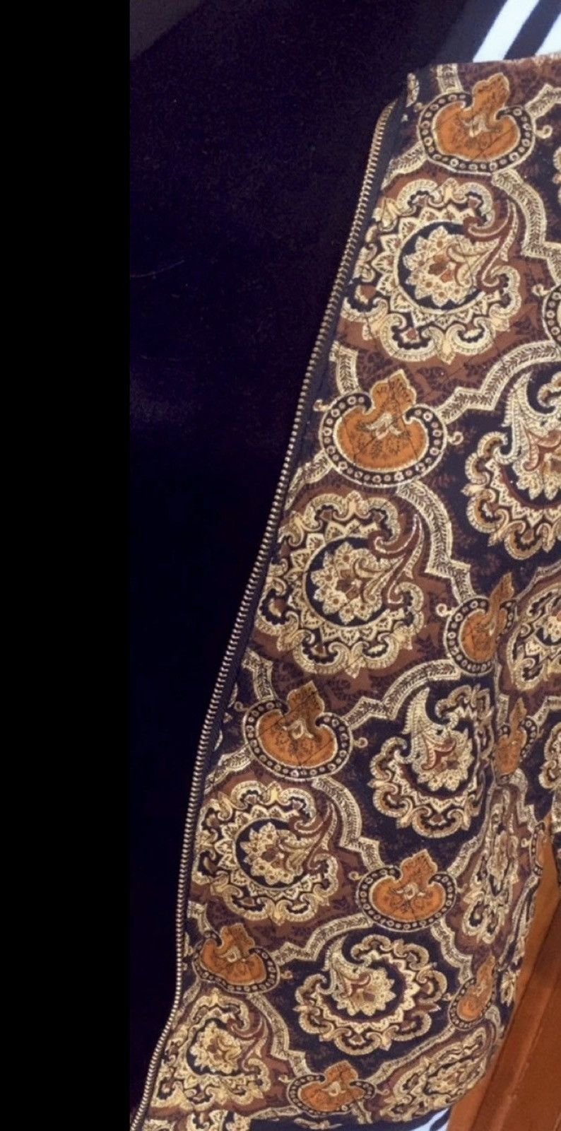 Handmade Custom OOAK Quilted black and gold bomber jacket Size XL / US 12-14 / IT 48-50 - 4 Thumbnail