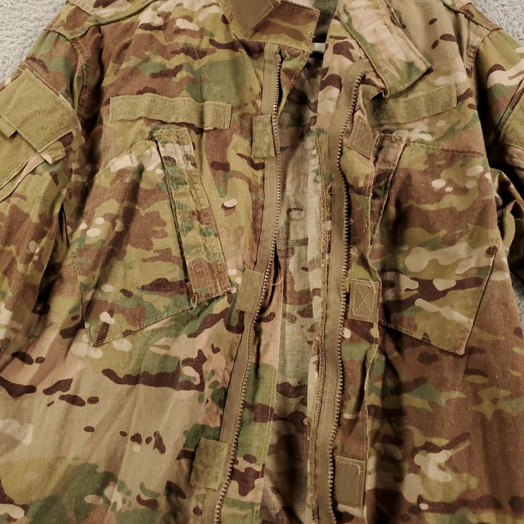 Vintage US Army Jacket Medium X-Short Full Zip Camouflage Military Combat Uniform Coat Size US M / EU 48-50 / 2 - 2 Thumbnail