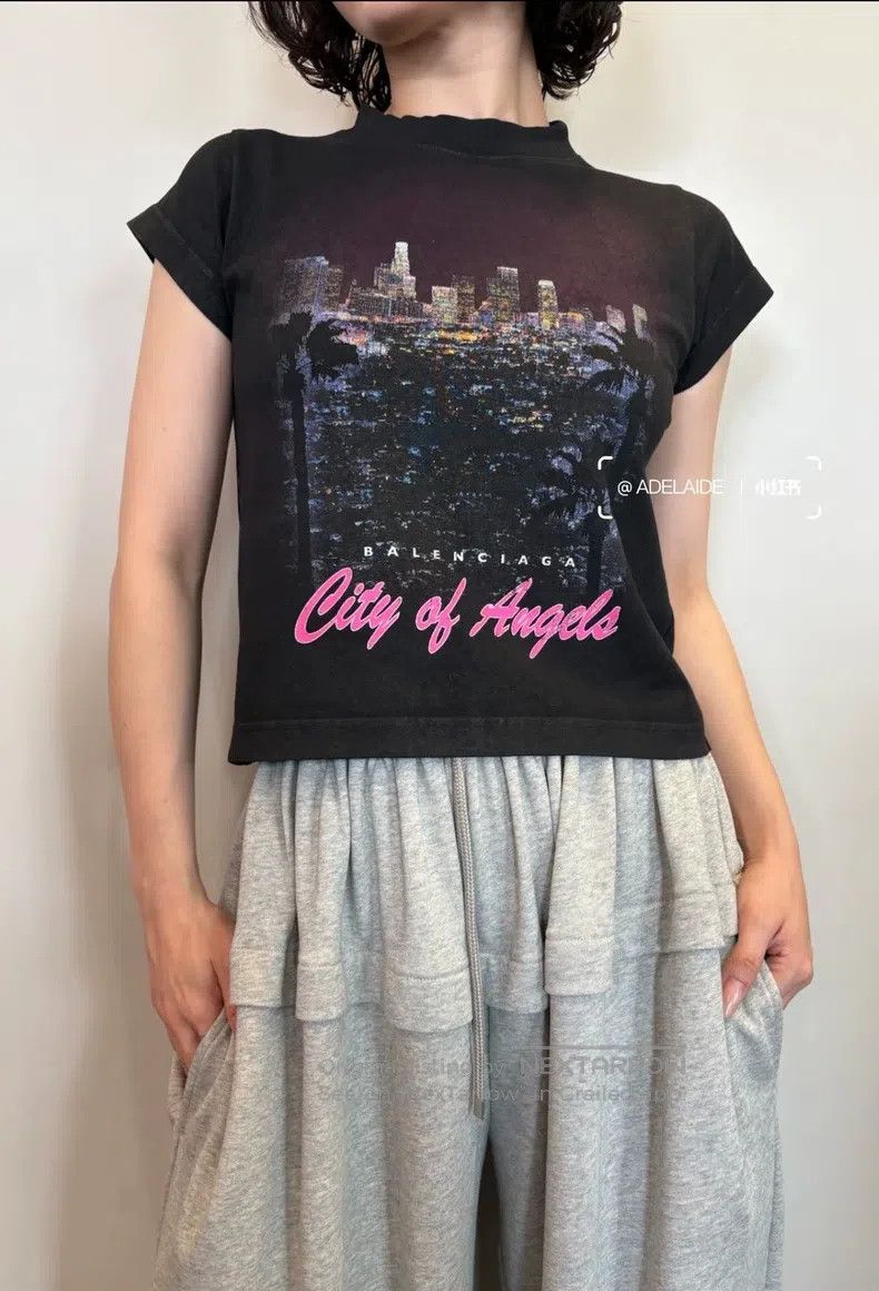 Balenciaga Balenciaga Los Angeles Night Scene Short Sleeve Knit T-Shi Size XS / US 0-2 / IT 36-38 - 7 Thumbnail