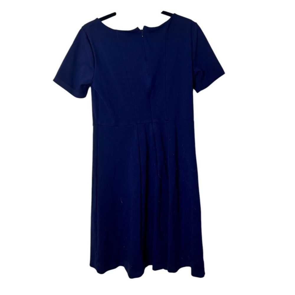 Ann Taylor Ann Taylor SZ 4 Ponte Knit Sheath flare Knee Length Short Sl Size S / US 4 / IT 40 - 3 Thumbnail