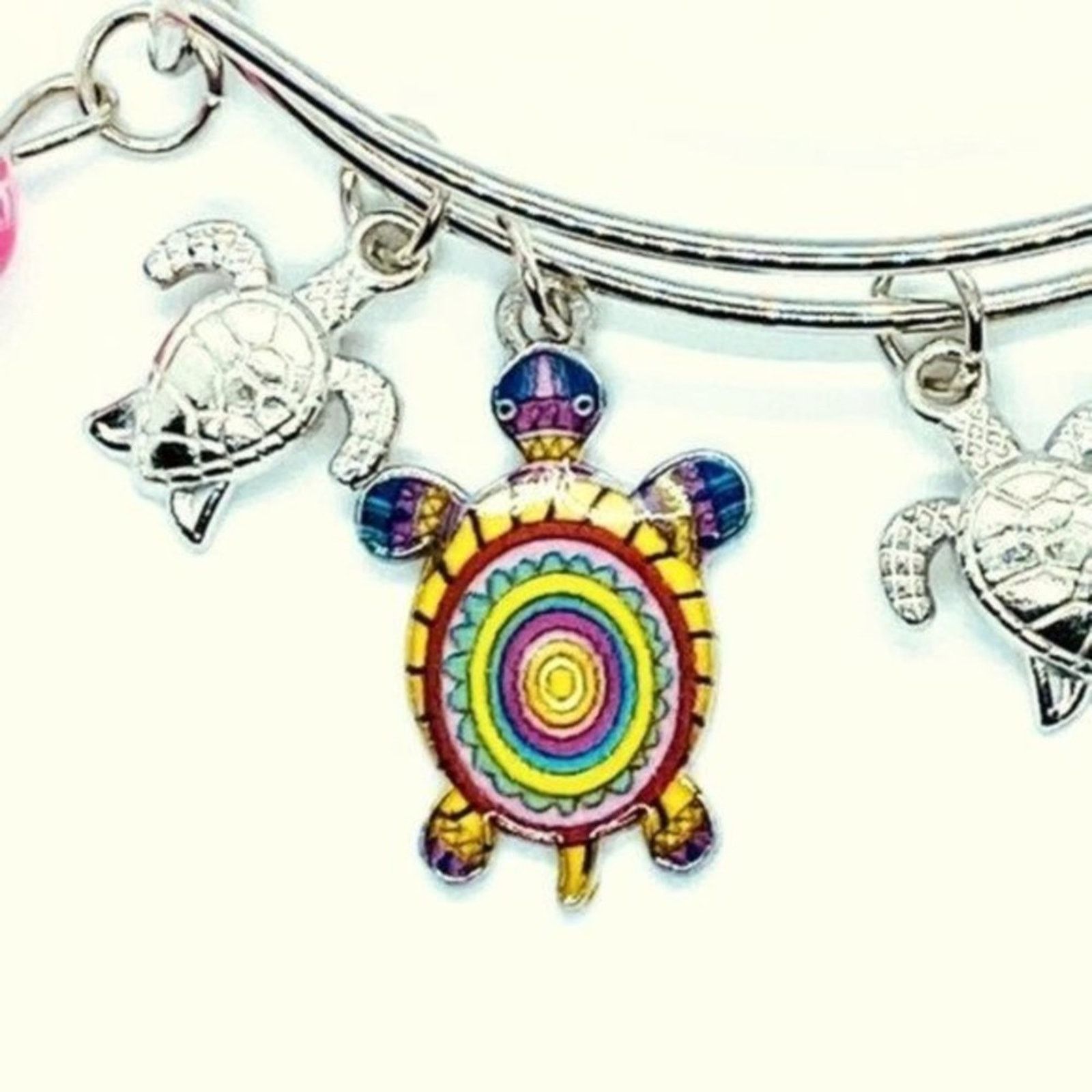 Other Beaded Sea Turtle Charm Colorful Bangle Bracelet Size ONE SIZE - 3 Thumbnail
