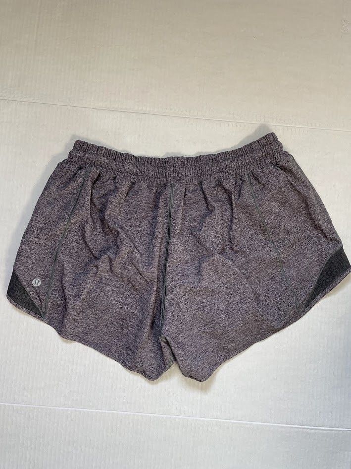 Lululemon Lululemon Shorts Size 34" / US 12 / IT 48 - 2 Thumbnail