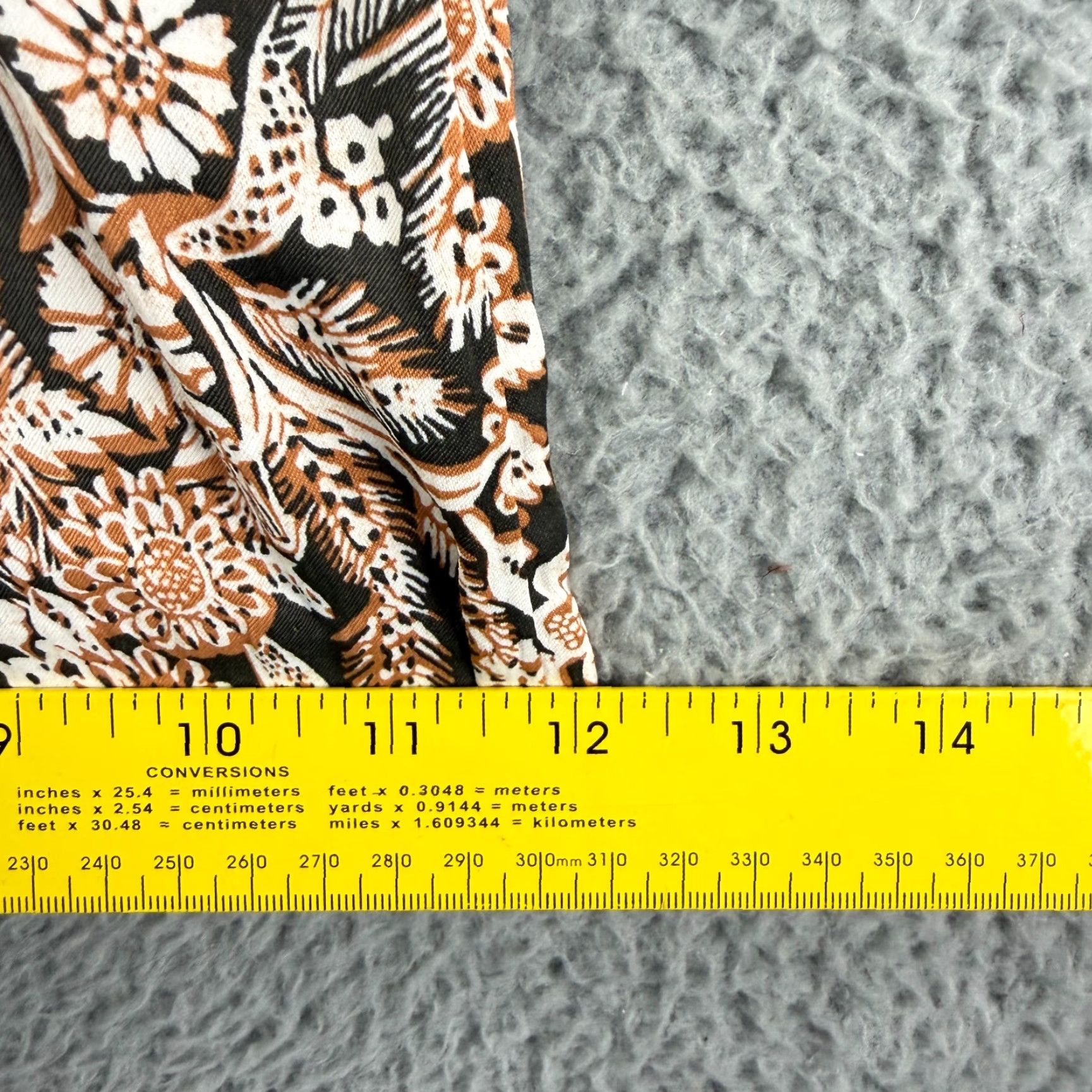 Anthropologie VINTAGE Anthropologie Satin Flare Pant Brown Floral High-Rise Side Zip Boho Hippie Size 32" / US 10 / IT 46 - 7 Thumbnail