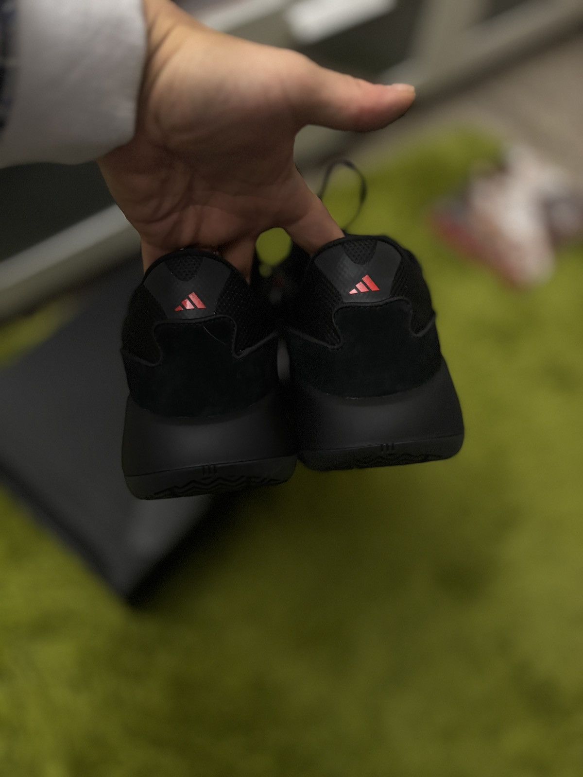 Adidas adidas MAD IIINFINITY Size US 12 / EU 45 - 11 Thumbnail