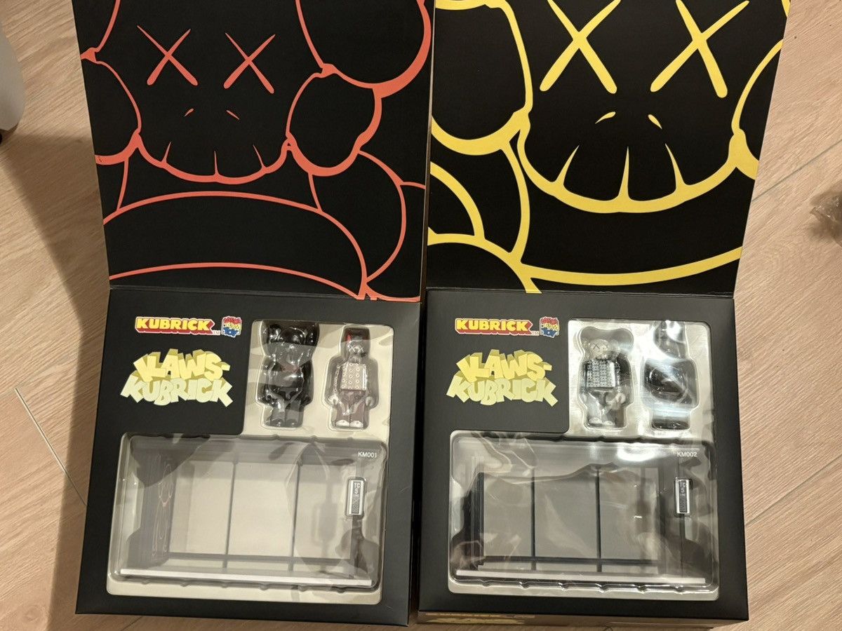 Kaws KAWS × Kubrick Bus Stop Sets 1 & 2 Size ONE SIZE - 2 Thumbnail