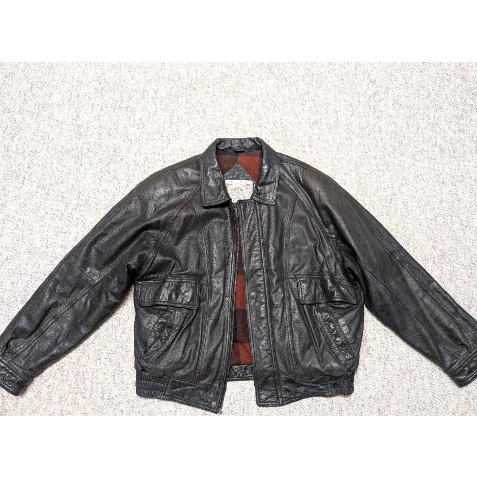 Vintage VINTAGE John Ashford Bomber Jacket Men's Leather XL 46-48 Black Cowhide Distressed 1990s 1980s Buttons Snap Zipper Boxy Classic Size US XL / EU 56 / 4 - 4 Thumbnail