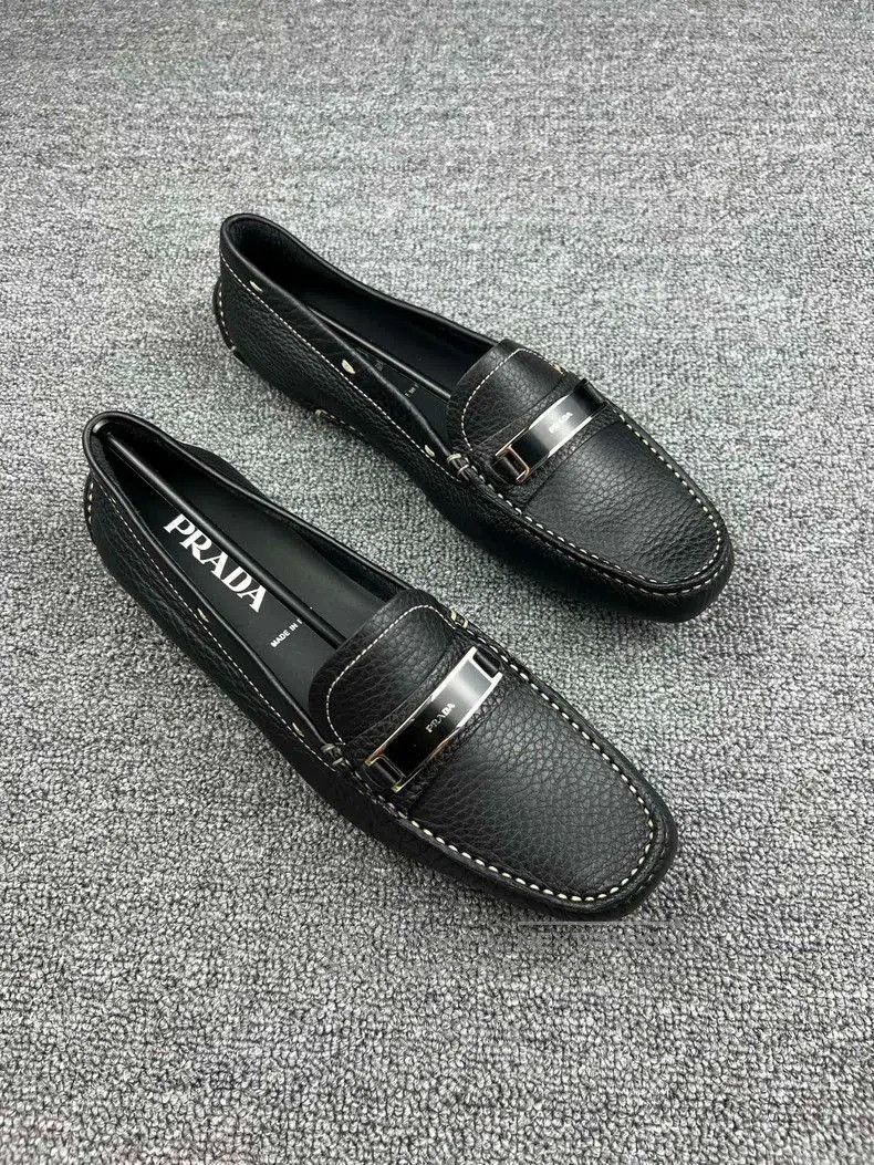 Prada Prada Black Leather Loafers. Size US 8.5 / EU 41-42 - 2 Thumbnail
