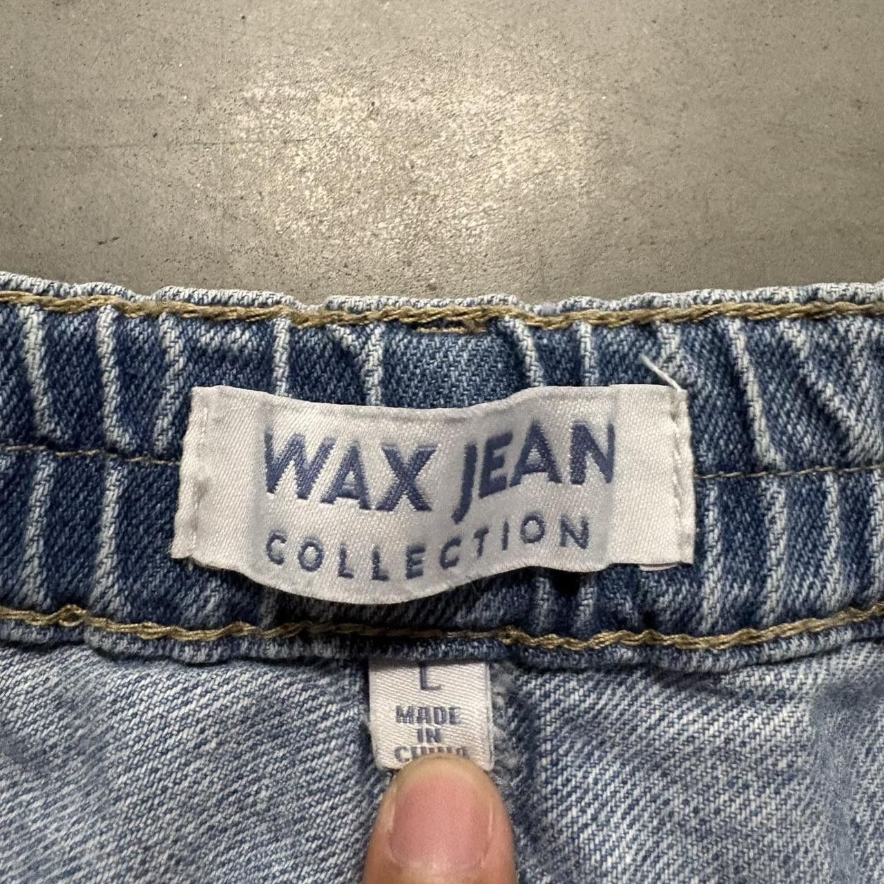 Vintage Crazy Vintage Y2K/2000s Baggy Wideleg Ripped Skater Grunge style Medium wash Denim Jeans with adjustable Waist! Size US 28 / EU 44 - 6 Thumbnail