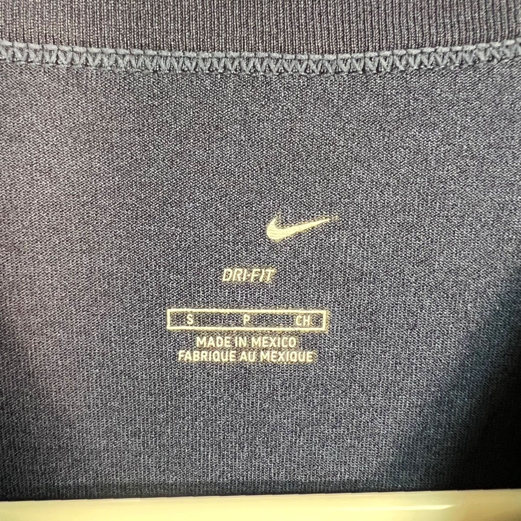 Nike Nike Dri-FIT Shirt Mens Size Small Navy Blue Polyester Lightweight Size US S / EU 44-46 / 1 - 3 Thumbnail
