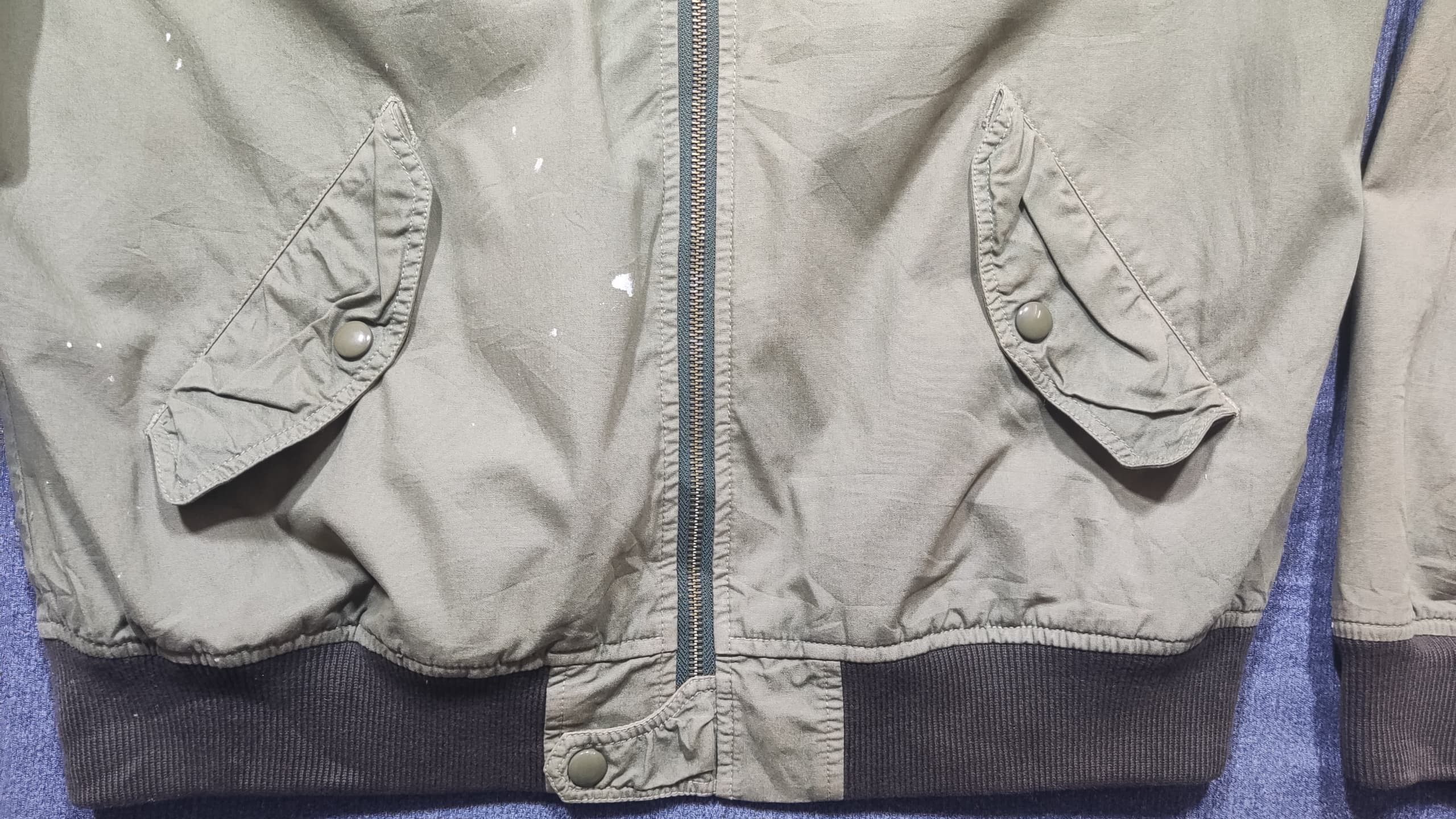 Wallace & Barnes DISTRESSED WALLACE & BARNES OLIVE GREEN ARMY BOMBER JACKET Size US L / EU 52-54 / 3 - 5 Thumbnail