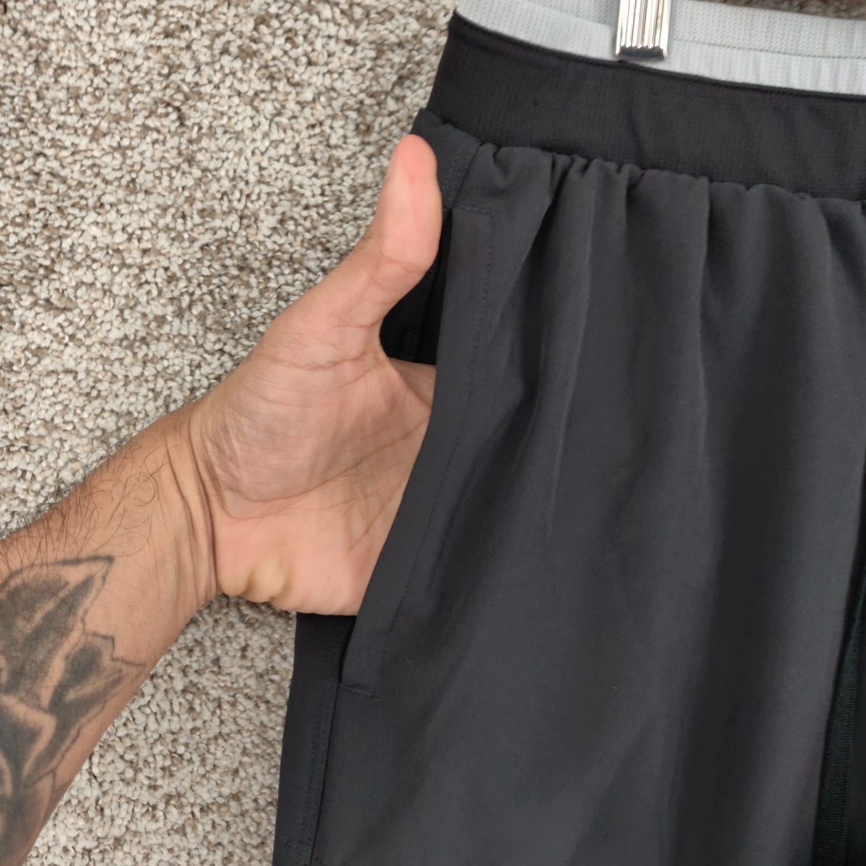Fabletics Fabletics Jogger Pants Men M Black Athletic Drawstring Pockets" Size US 31 - 7 Thumbnail