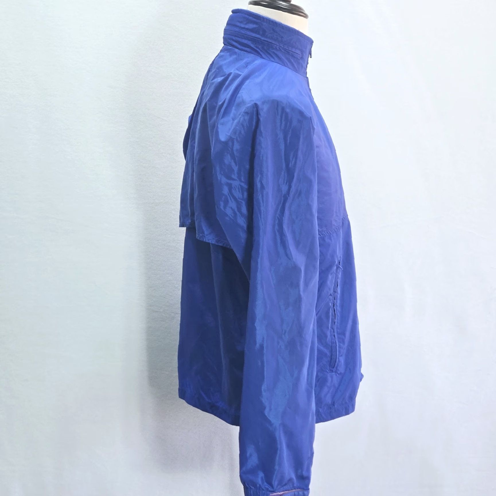 Vintage VINTAGE: No (excluded) Size US S / EU 44-46 / 1 - 5 Thumbnail