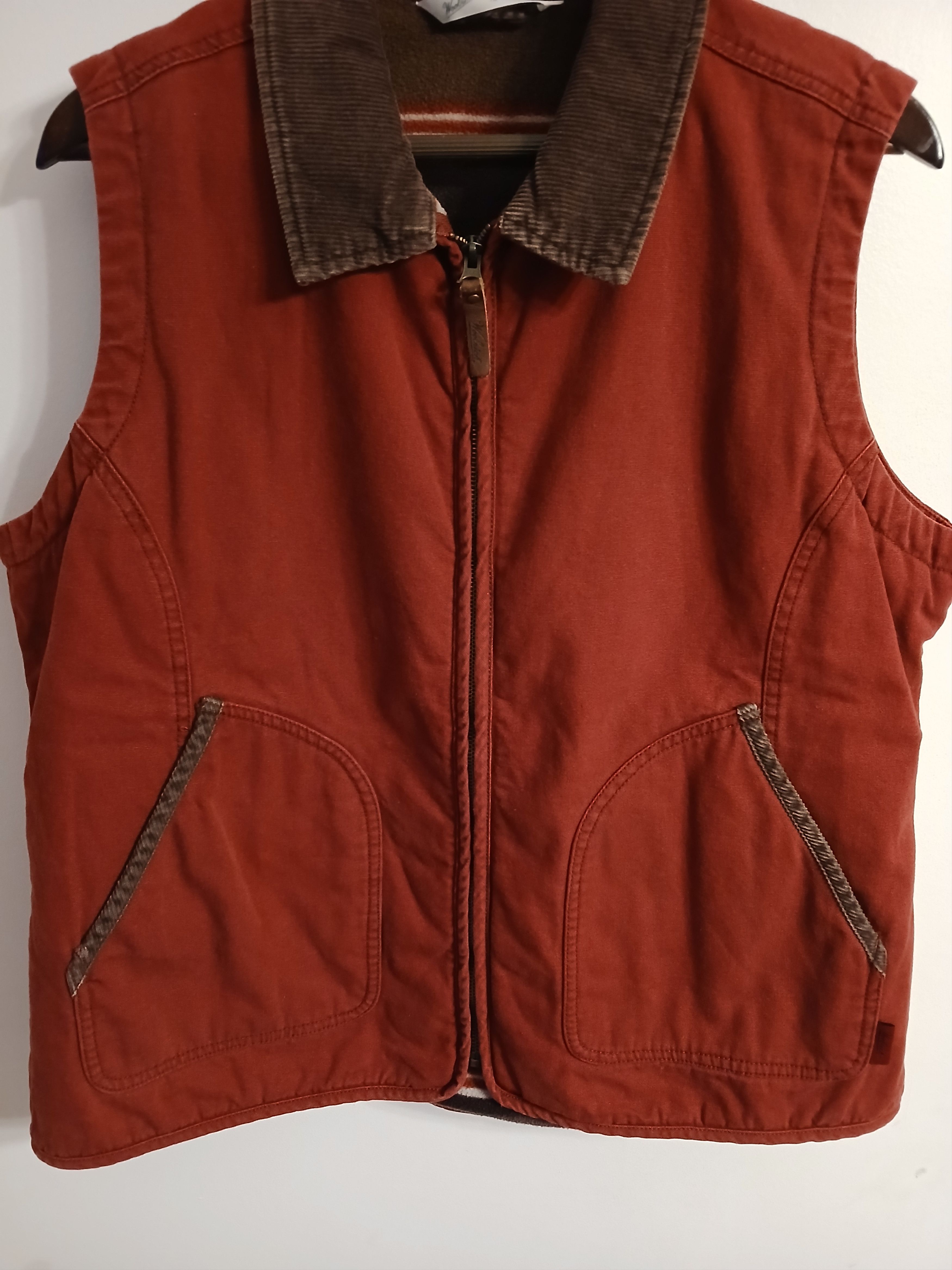 Woolrich Woolen Mills Vintage Woolrich Red Blanket Lined Vest Size US XL / EU 56 / 4 - 4 Thumbnail