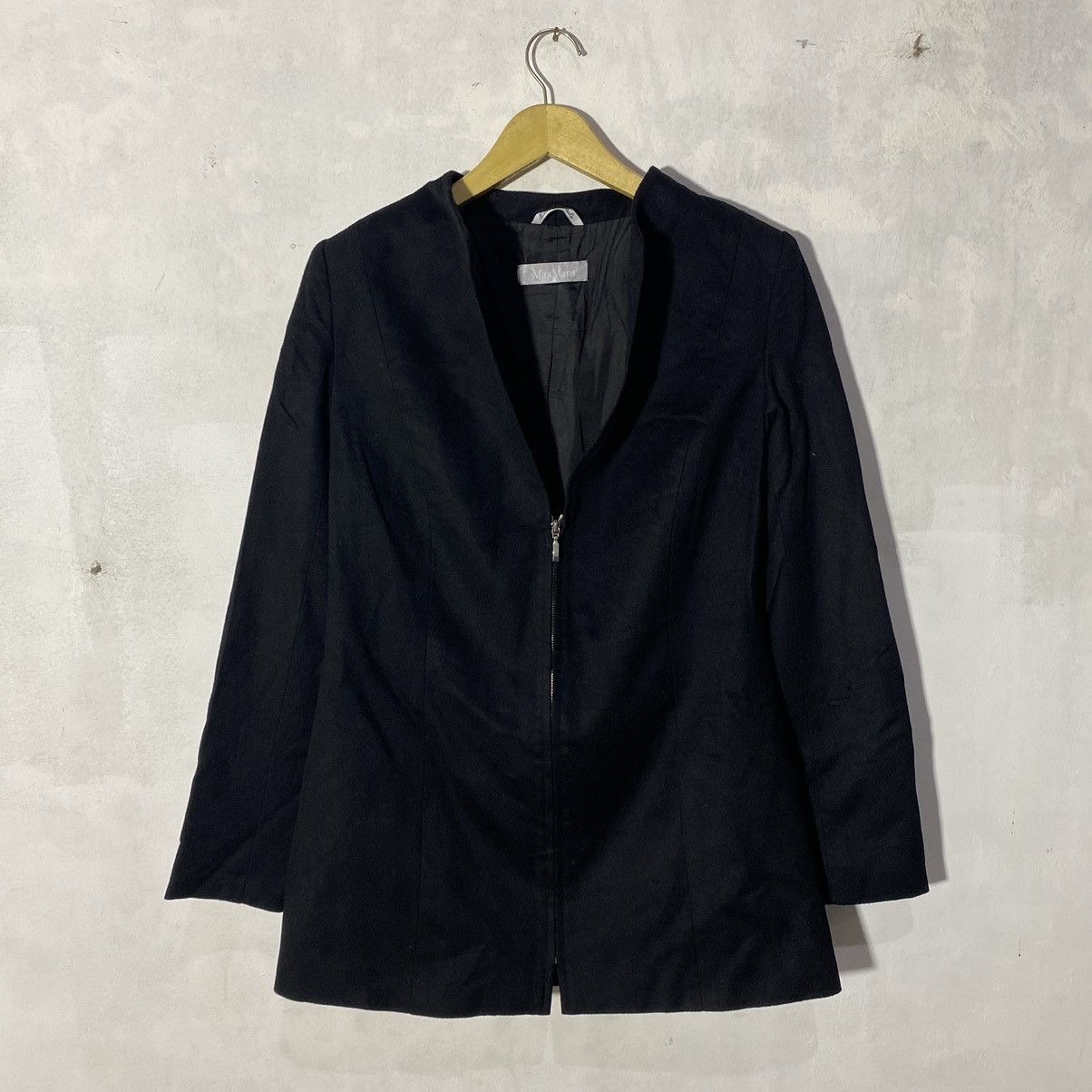 Max Mara Max Mara Wool Zipper Jacket Size M / US 6-8 / IT 42-44 - 1 Thumbnail