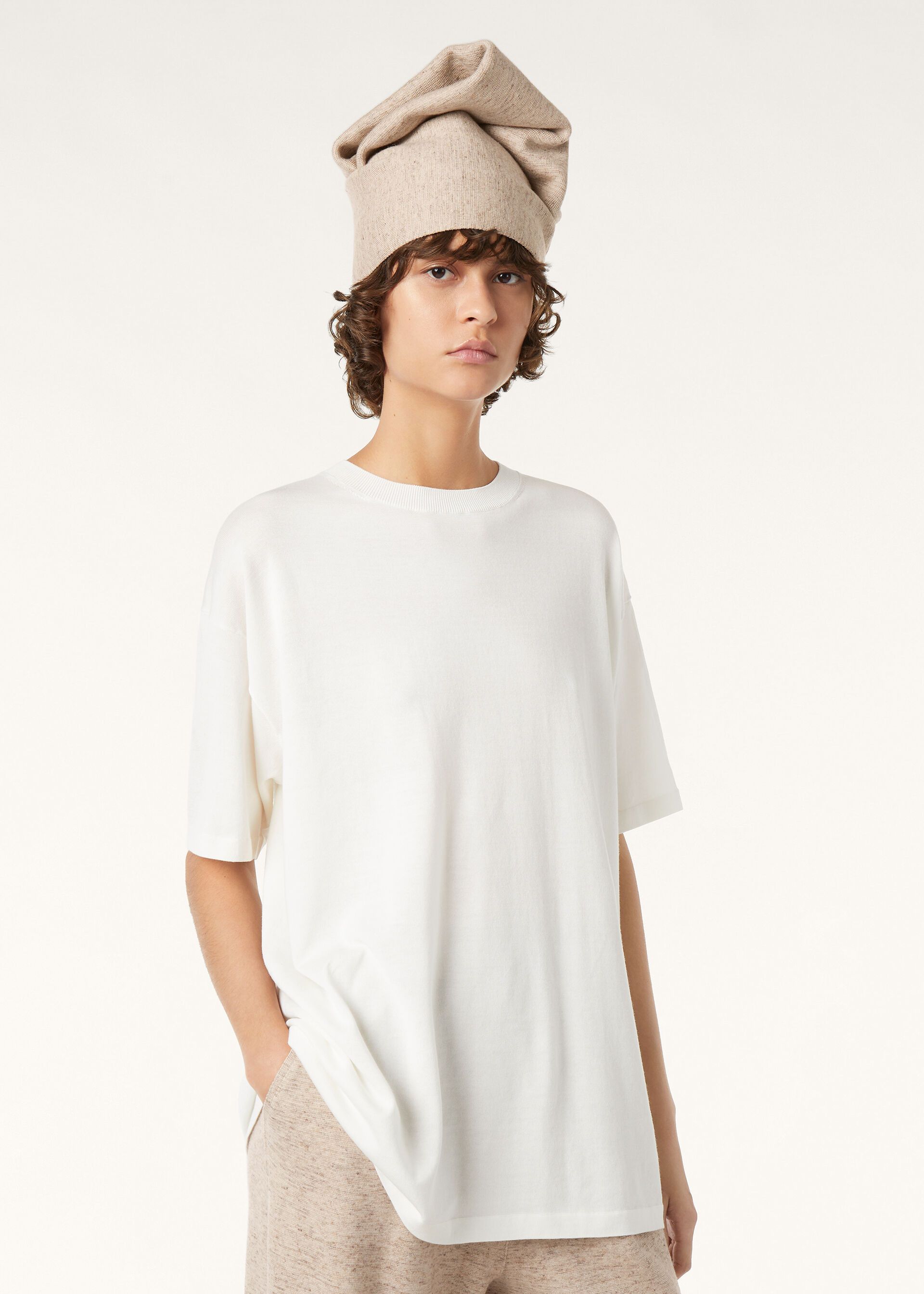 Loro Piana os11x0526 FAQ8157 Angera Crewneck T-Shirt in White Size L / US 10 / IT 46 - 4 Thumbnail