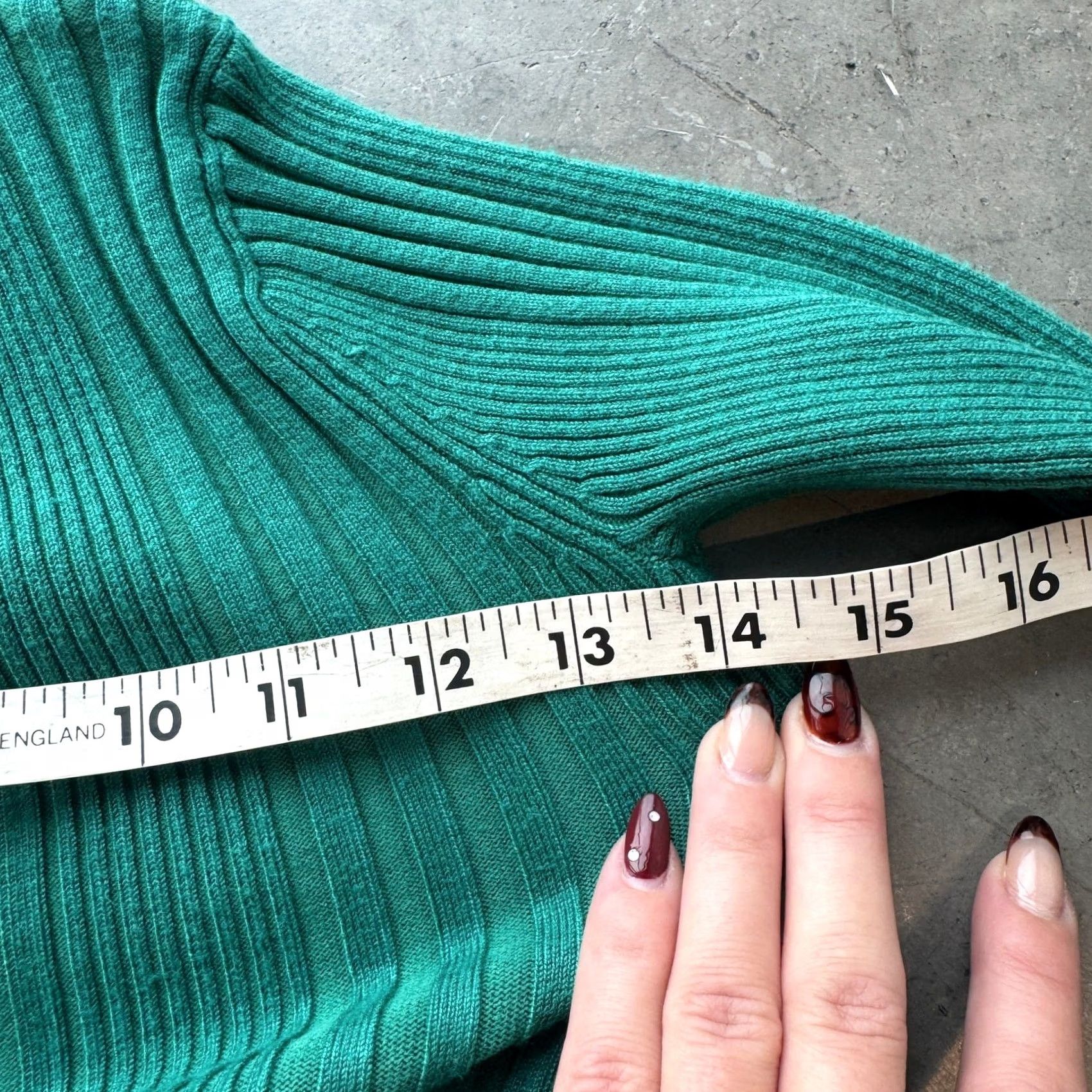 Vintage VINTAGE Green Y2K Ribbed Knit Longsleeve Blouse Women's Small Top Shirt Size S / US 4 / IT 40 - 5 Thumbnail