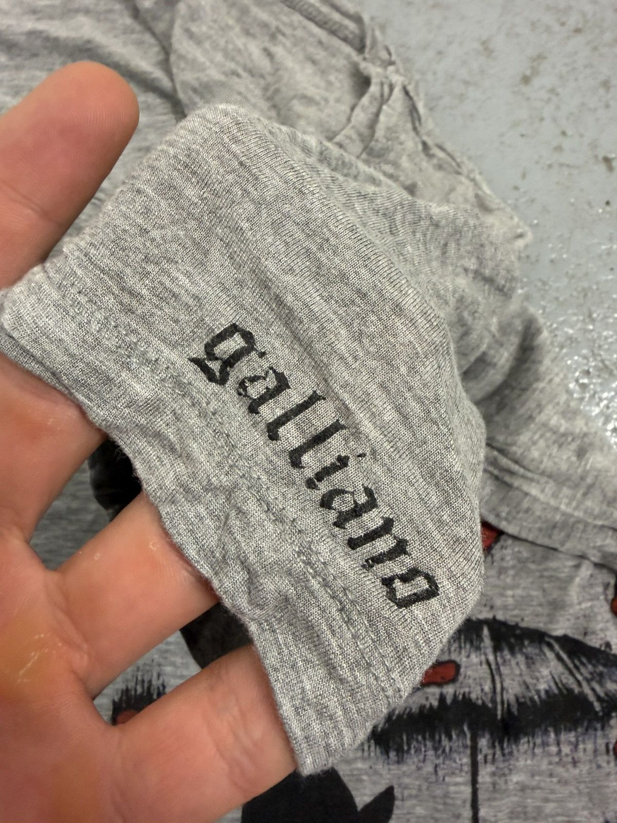 John Galliano Vintage John Galliano Rip It Light Tee Size S / US 4 / IT 40 - 7 Thumbnail