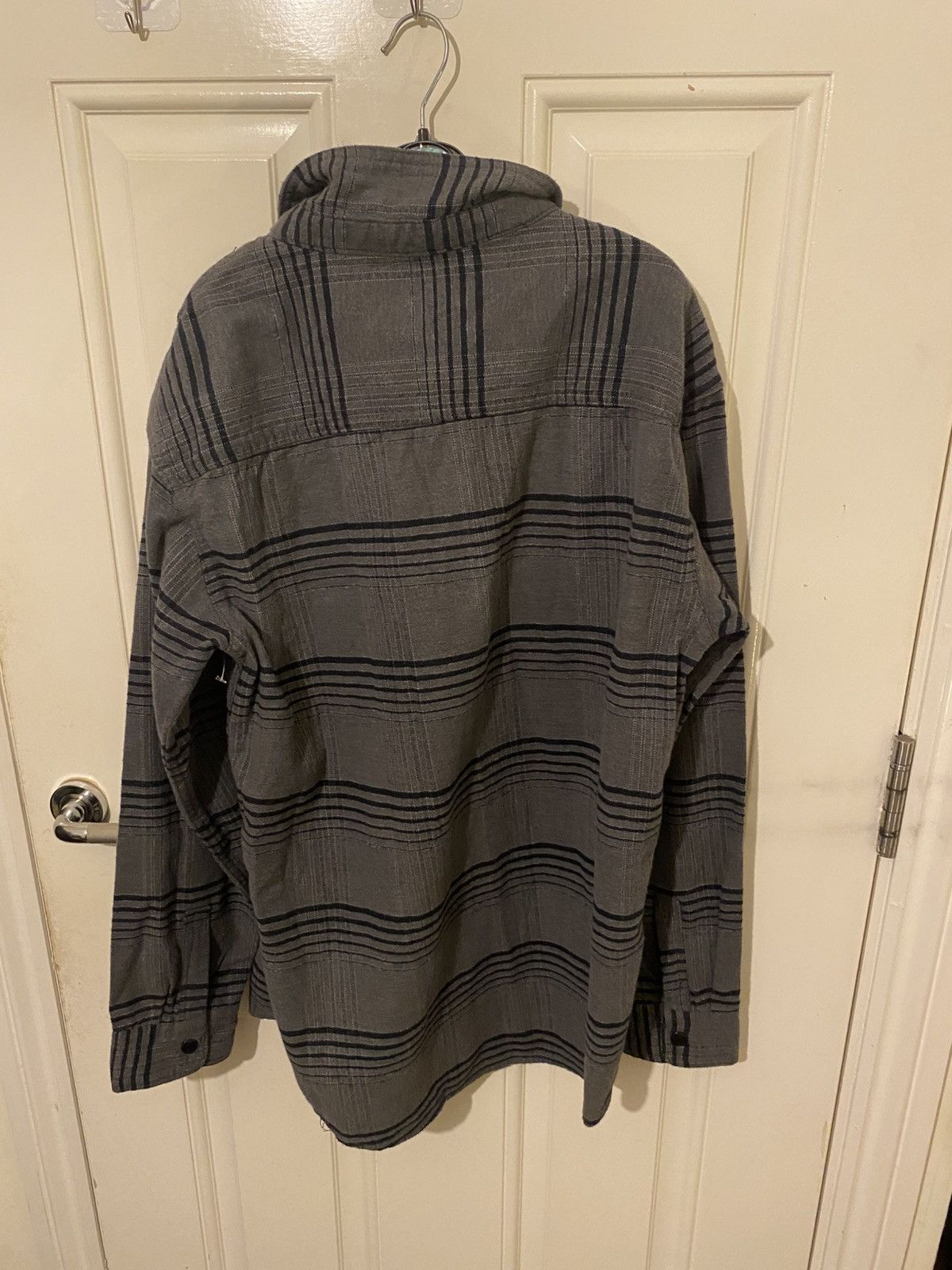 The Unbranded Brand Y2k long sleeve buttoned T shirt Size US S / EU 44-46 / 1 - 2 Thumbnail