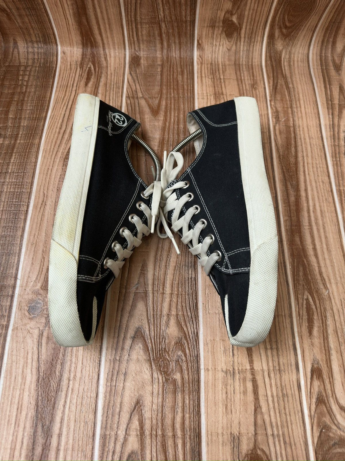 Maison Margiela Maison Margiela Canvas 'Tabi' Lowtops Size US 10 / EU 43 - 5 Thumbnail