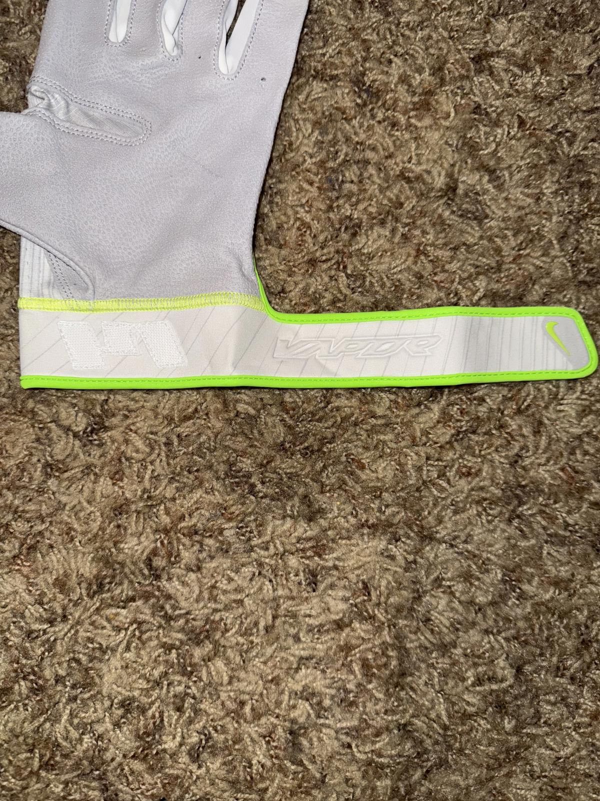 Nike Nike Men’s 2016 All Star MLB Run Derby Vapor Elite Batting Gloves Sample Size ONE SIZE - 10 Thumbnail