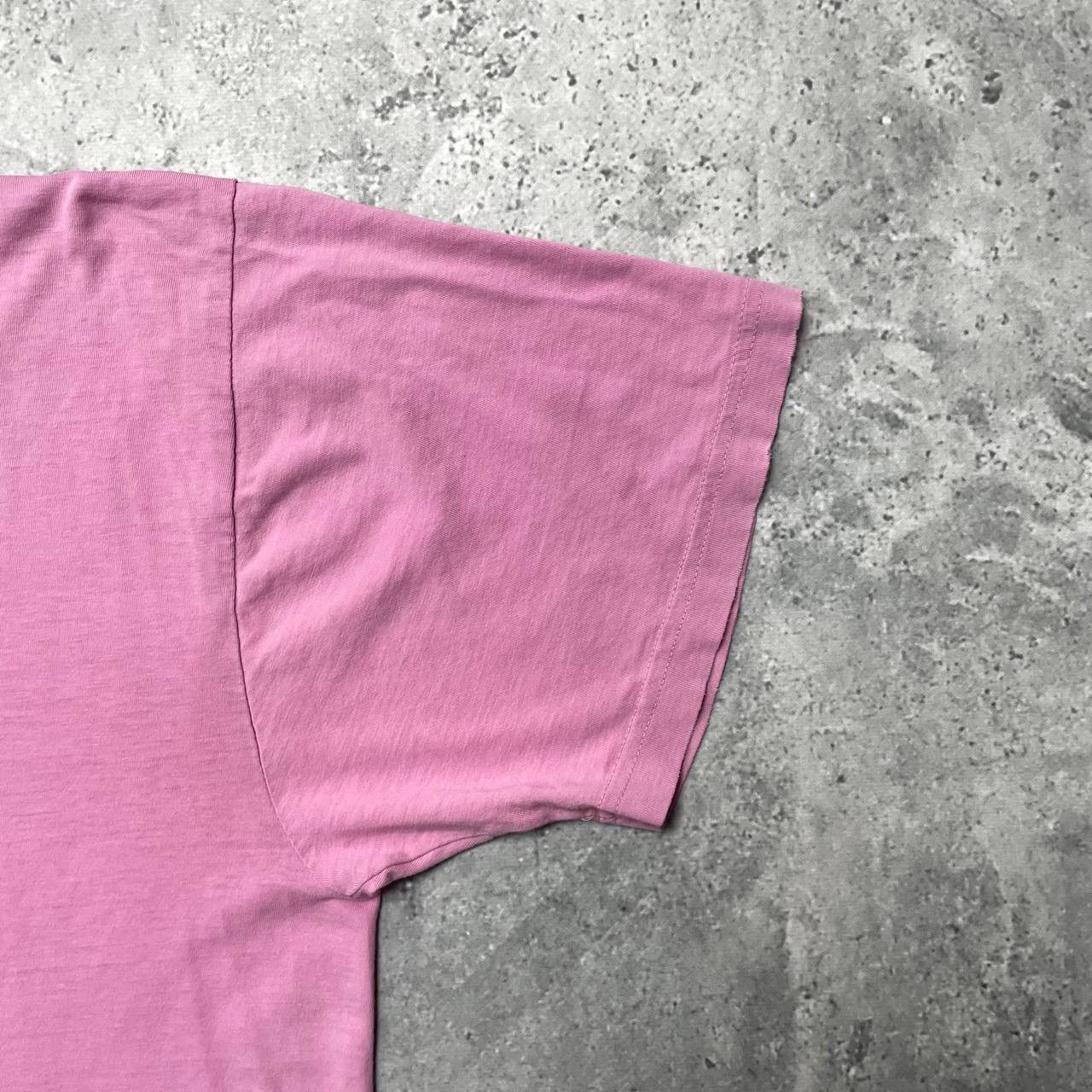 Vintage Vintage Y2K FBI Quote Thrashed T Shirt Faded Pink Size L Size US L / EU 52-54 / 3 - 7 Thumbnail