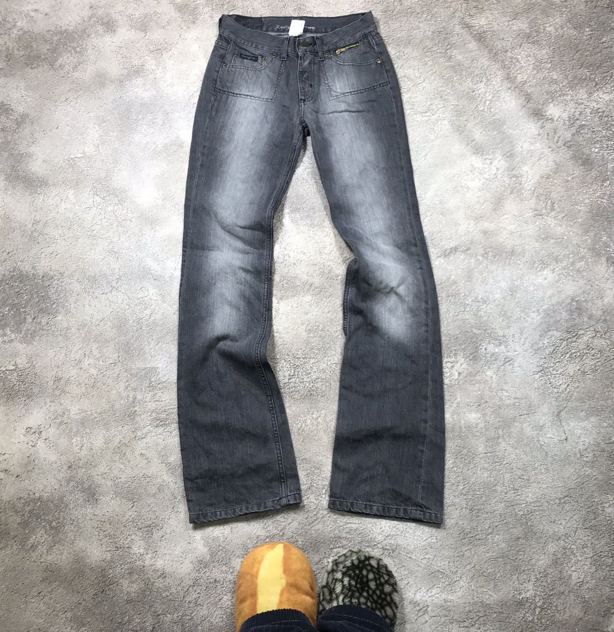 Vintage Vintage Y2K Baggy Flared Distressed Jeans Grunge 90s Logo 26 Size 26" / US 2 / IT 38 - 1 Thumbnail