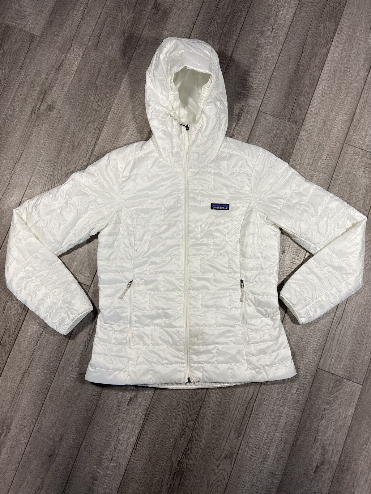 Patagonia Patagonia Nano Puff hoody Size M / US 6-8 / IT 42-44 - 1 Thumbnail