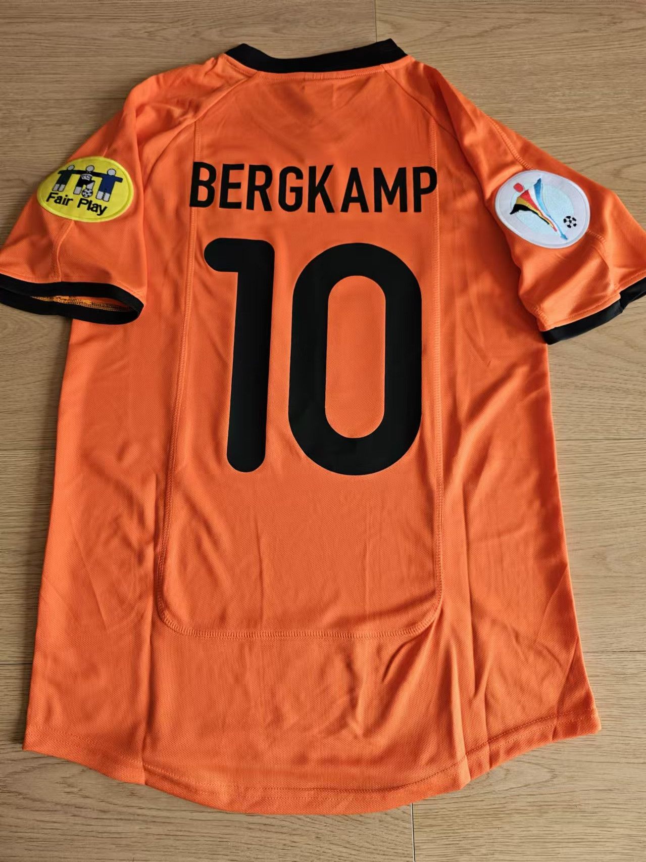 Other 2000 Euro Cup Netherlands #10 Bergkamp Jersey Size US M / EU 48-50 / 2 - 2 Thumbnail