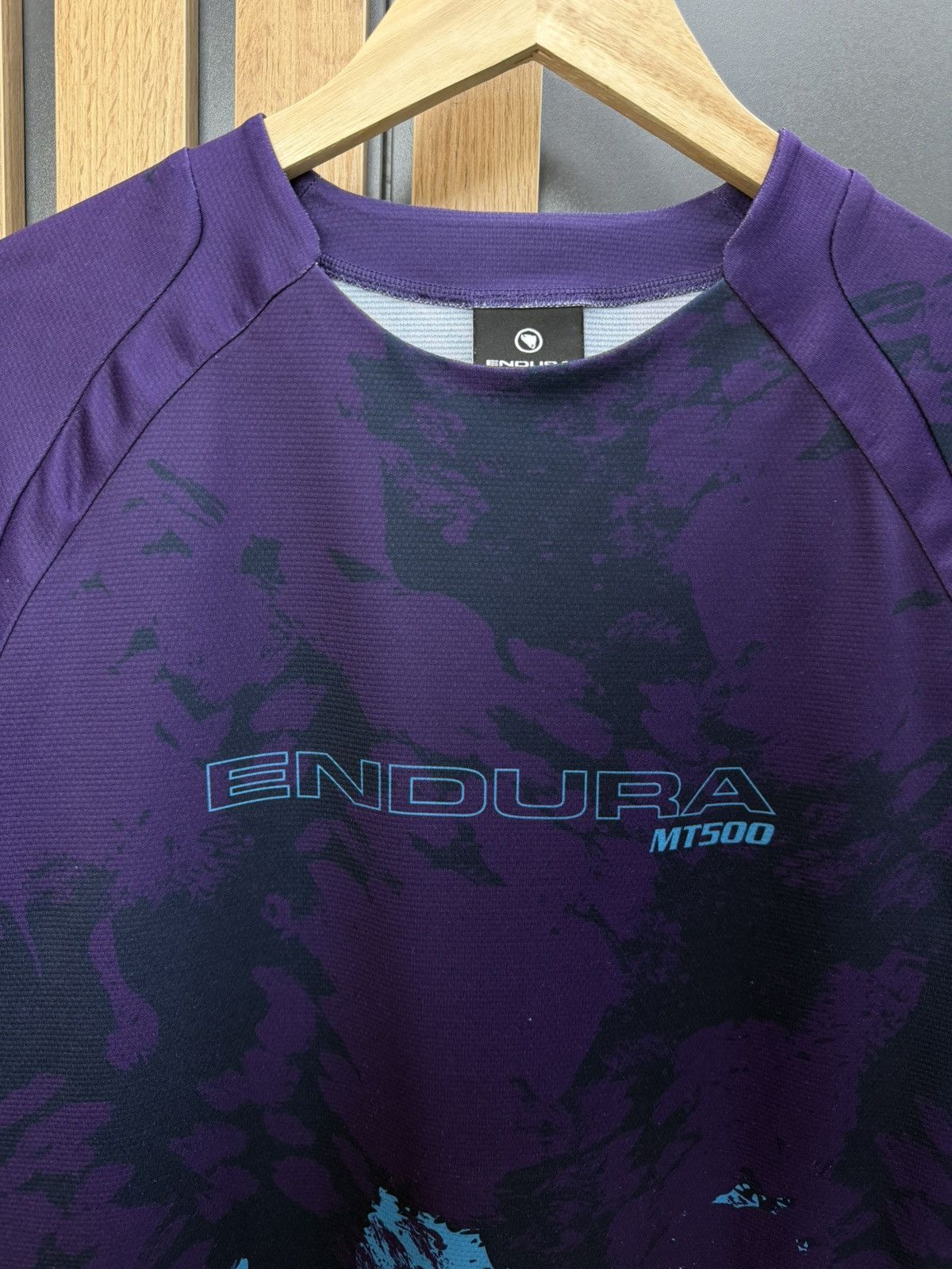 Other Endura MT500 Animo Long Sleeve MTB Jersey Purple Blue Size M Size US M / EU 48-50 / 2 - 2 Thumbnail
