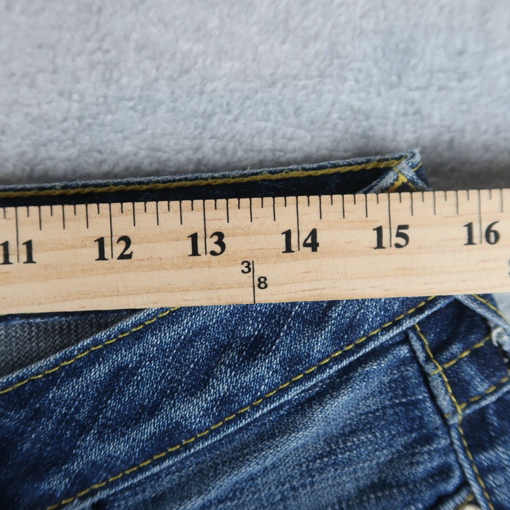 True Religion True Religion Billy Jeans Womens Size 30 Straight Leg Low Rise Flap Size 30" / US 8 / IT 44 - 7 Thumbnail